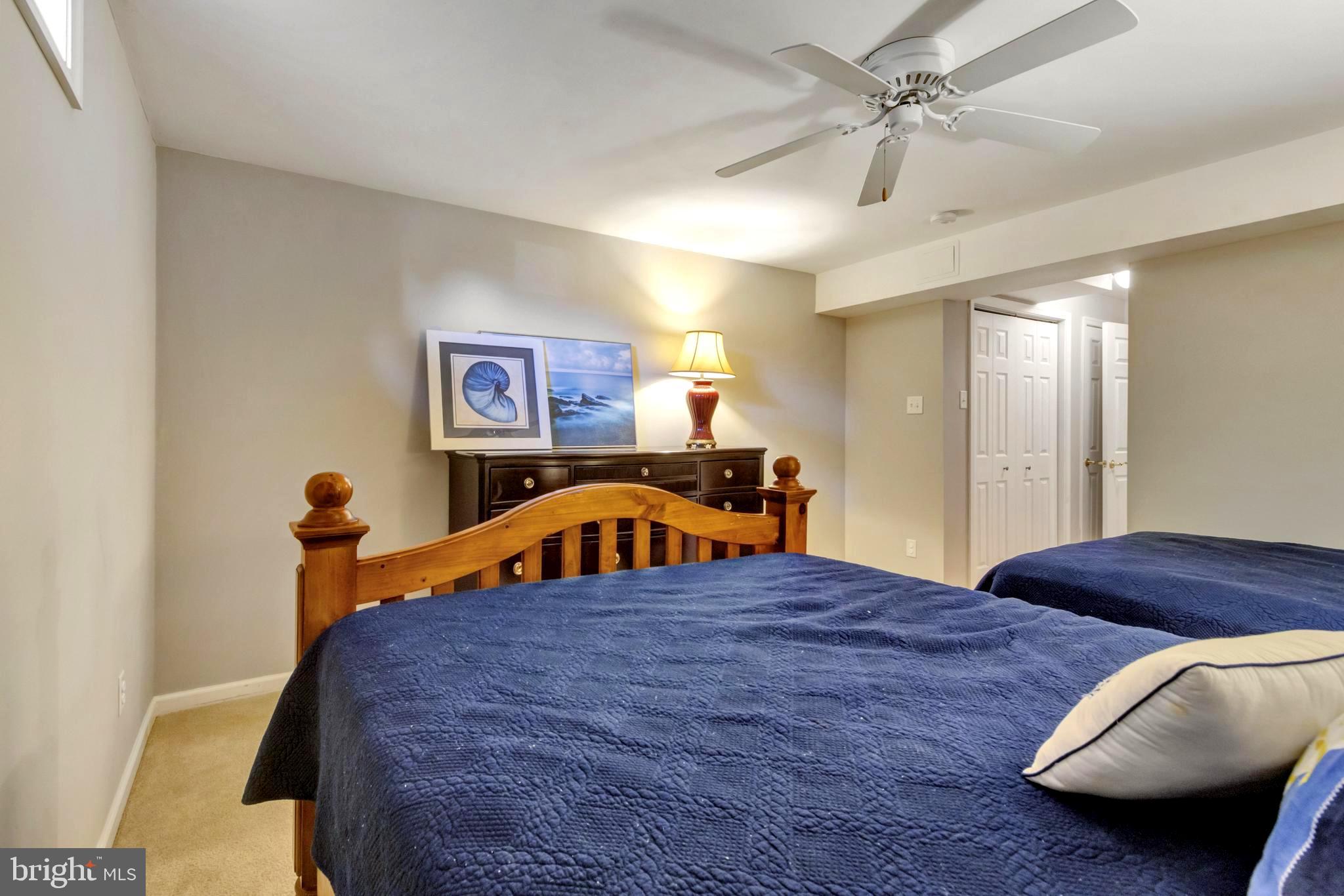 VILLAGES OF FIVE POINTS-WEST - Residential