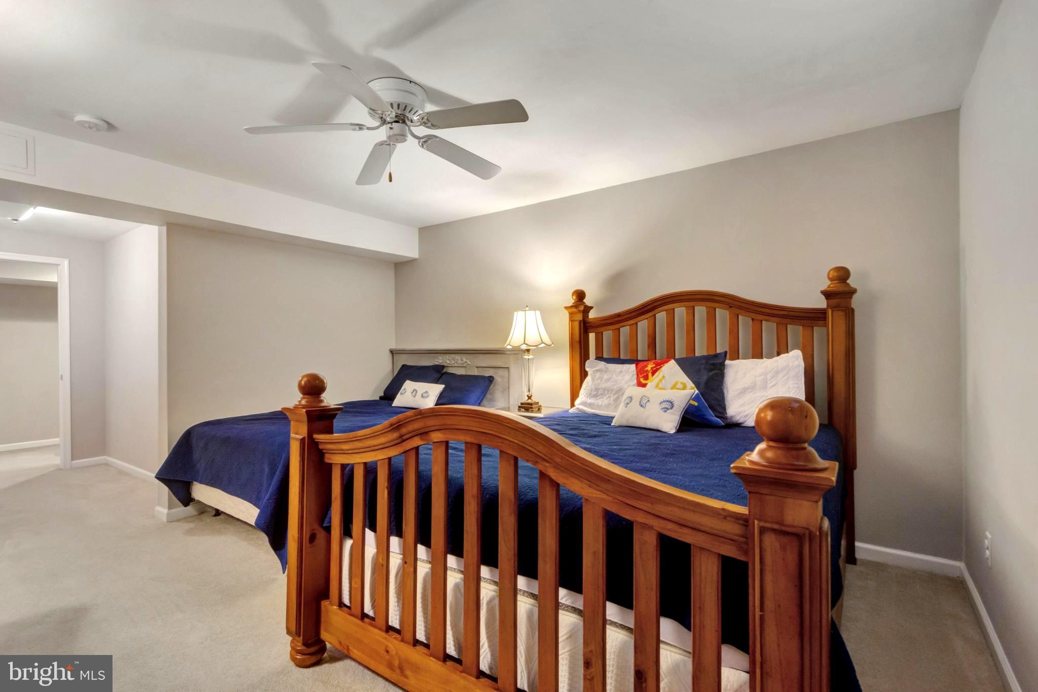 VILLAGES OF FIVE POINTS-WEST - Residential