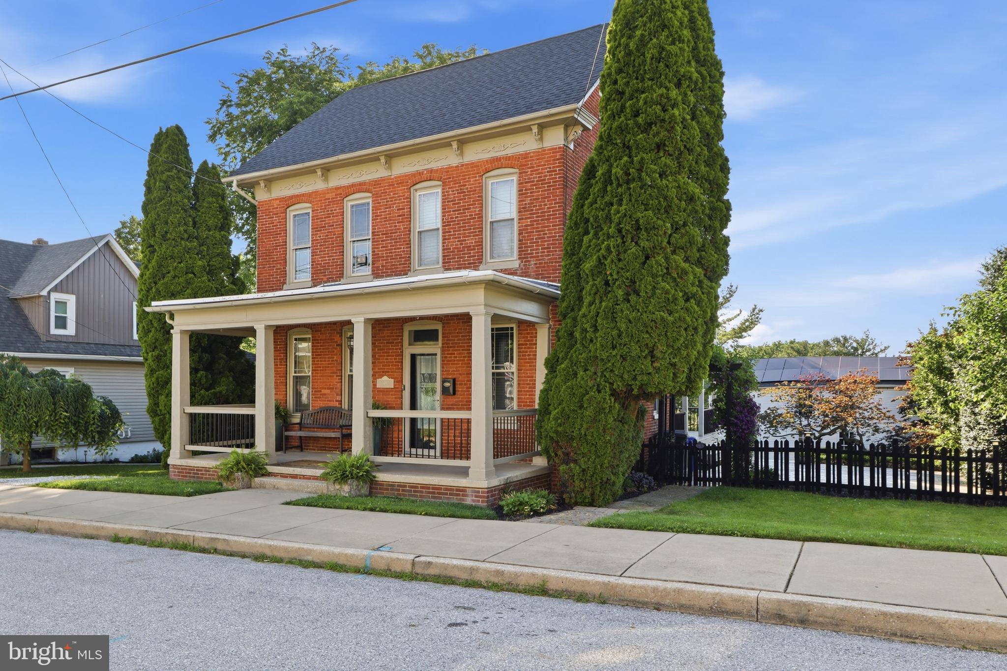 24 S FRANKLIN STREET