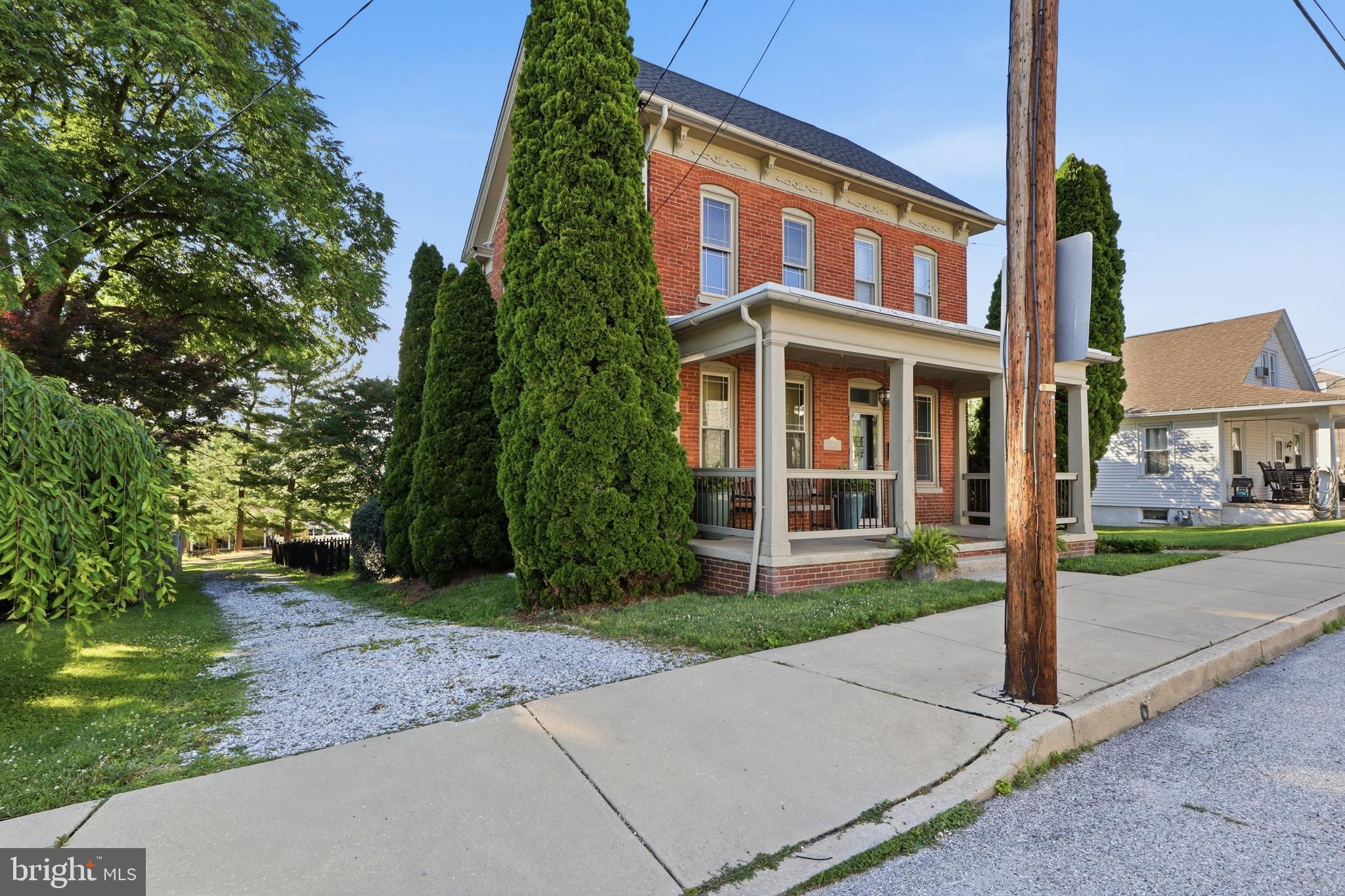 24 S FRANKLIN STREET