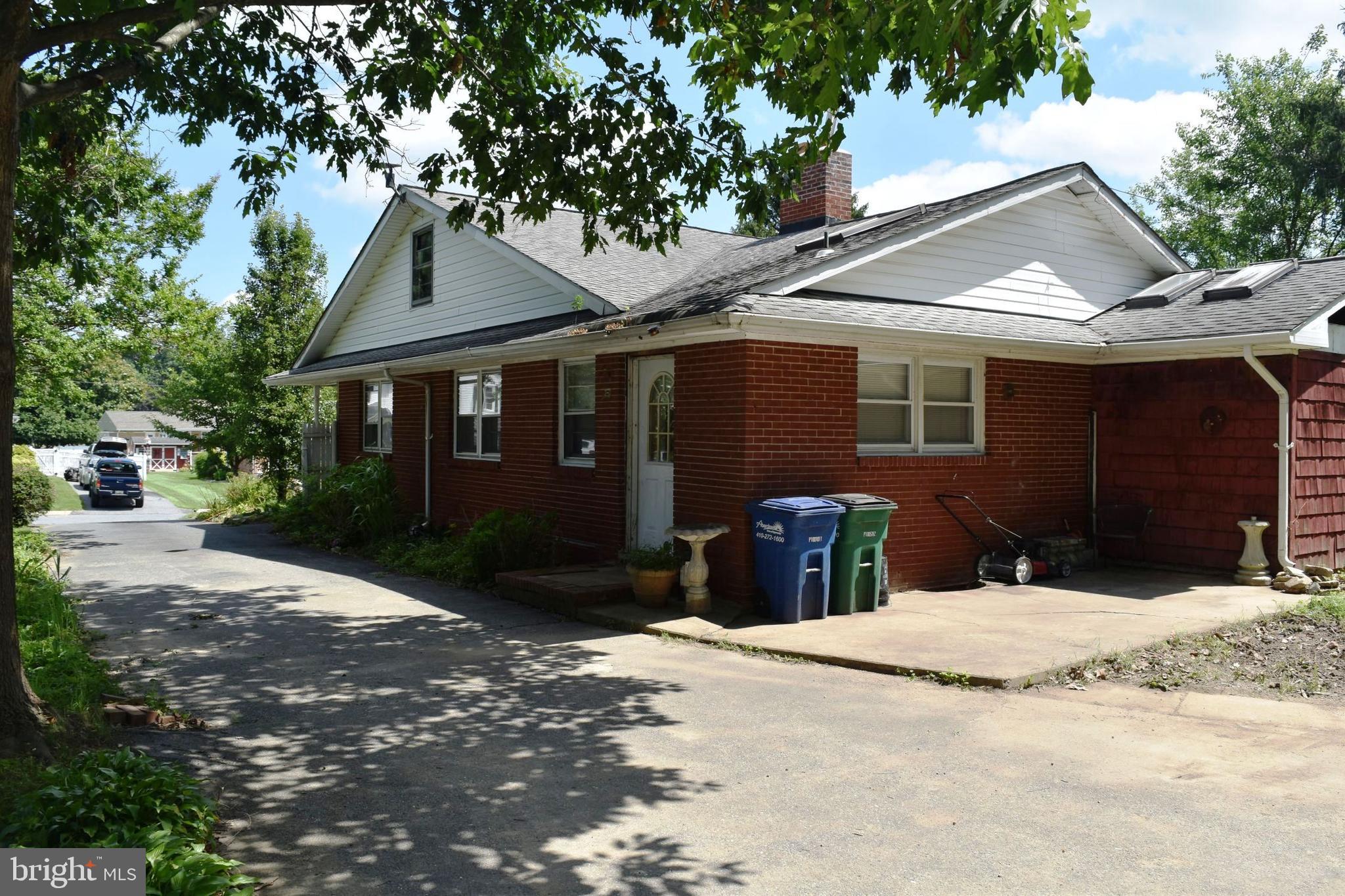 612 SOUTHGATE ROAD