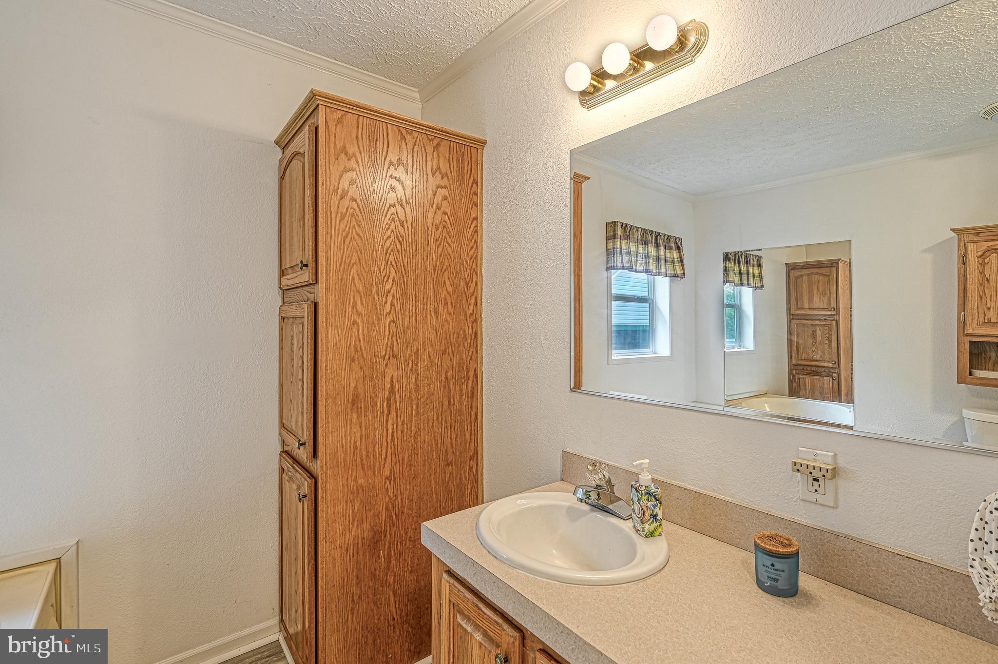 TALL PINES - Residential