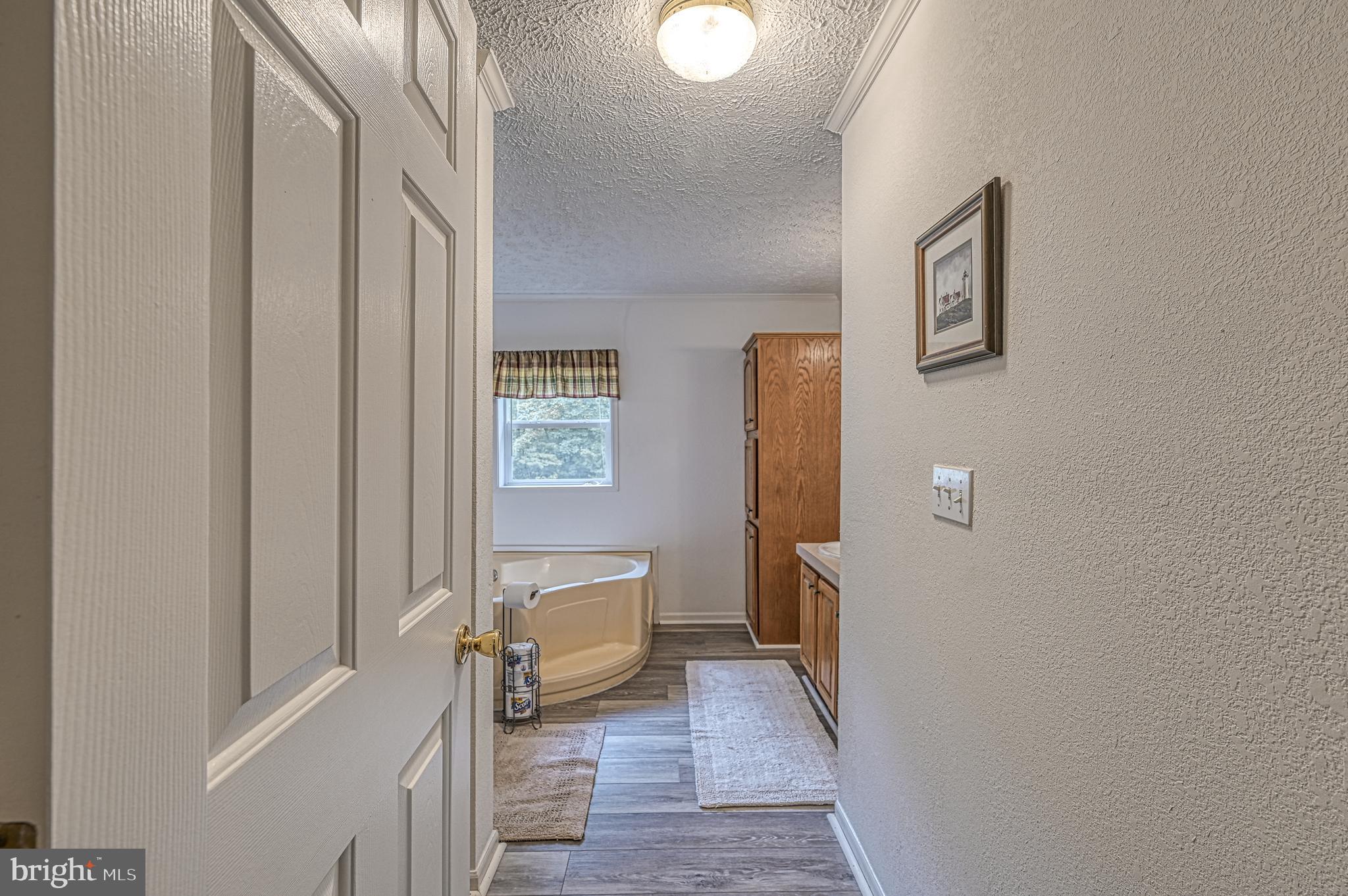 TALL PINES - Residential