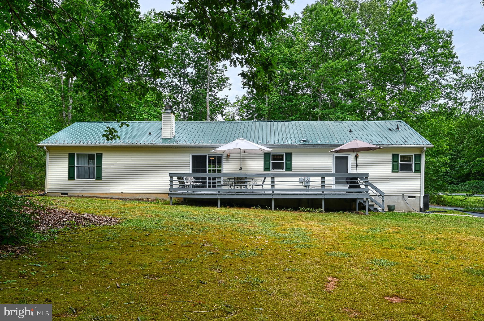 TALL PINES - Residential