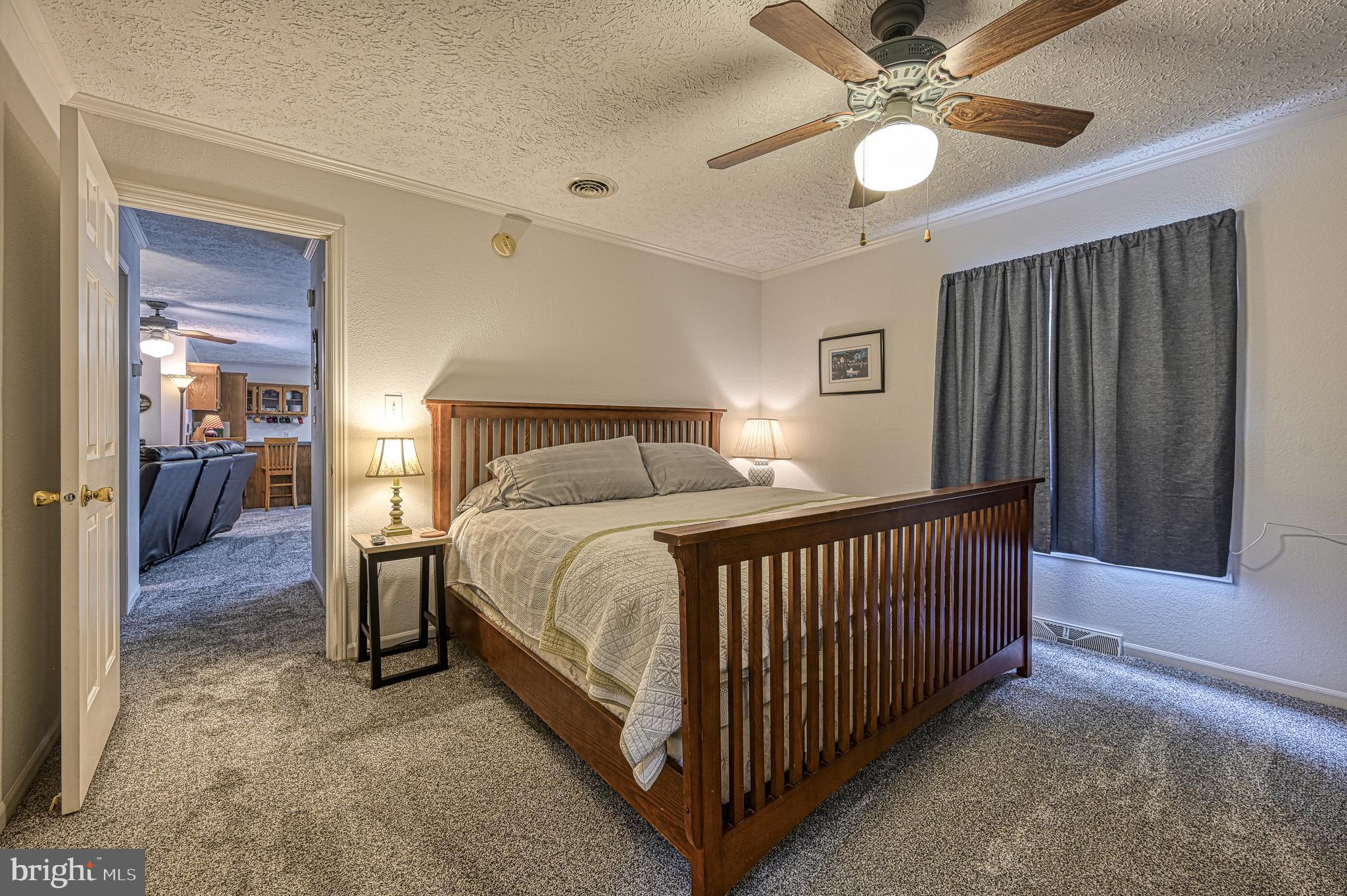 TALL PINES - Residential