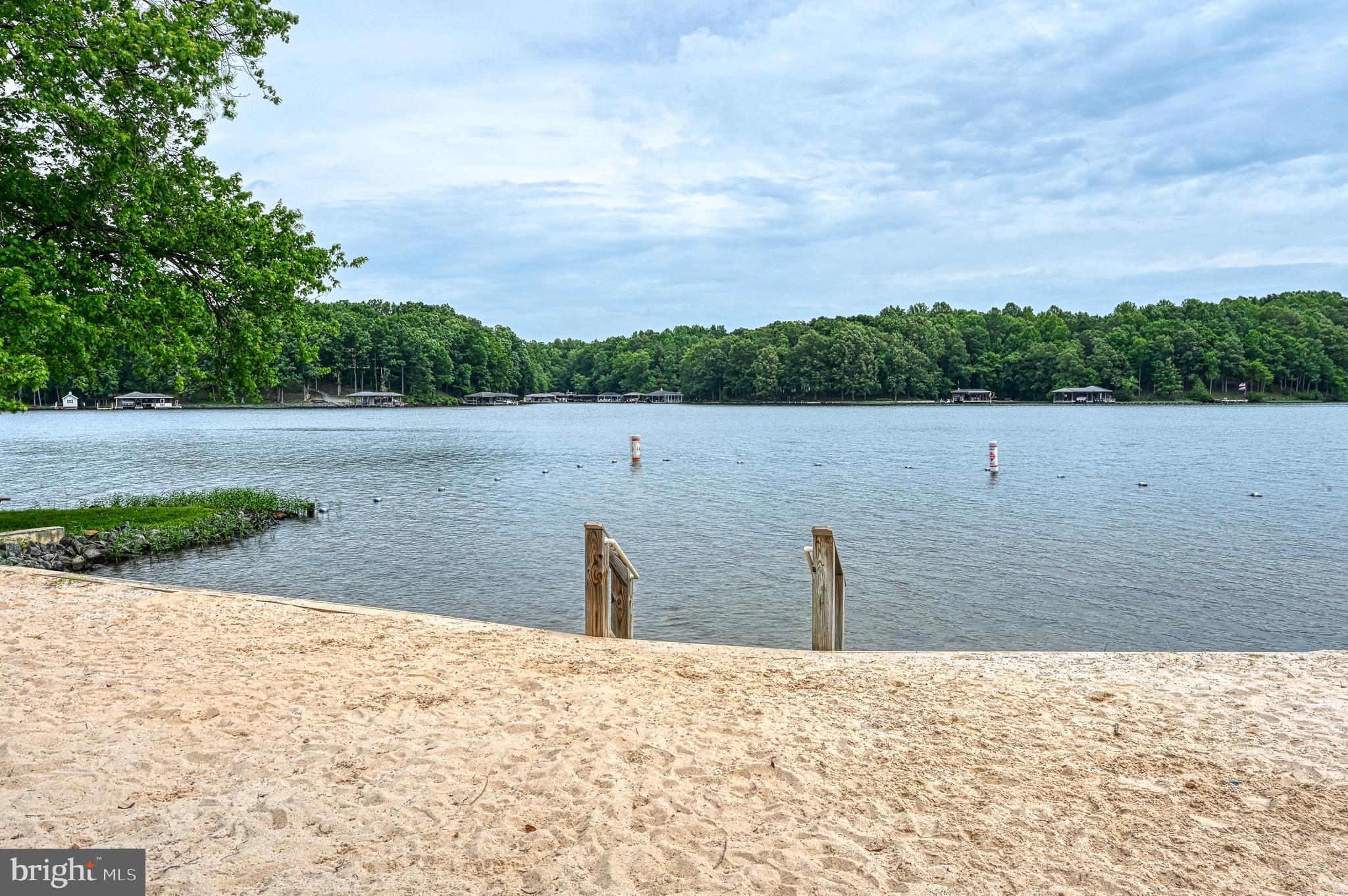 TALL PINES - Residential