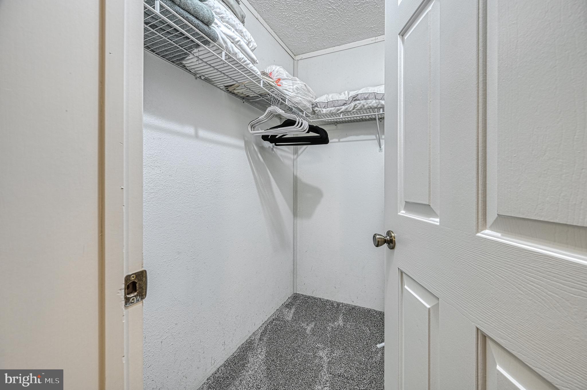 TALL PINES - Residential