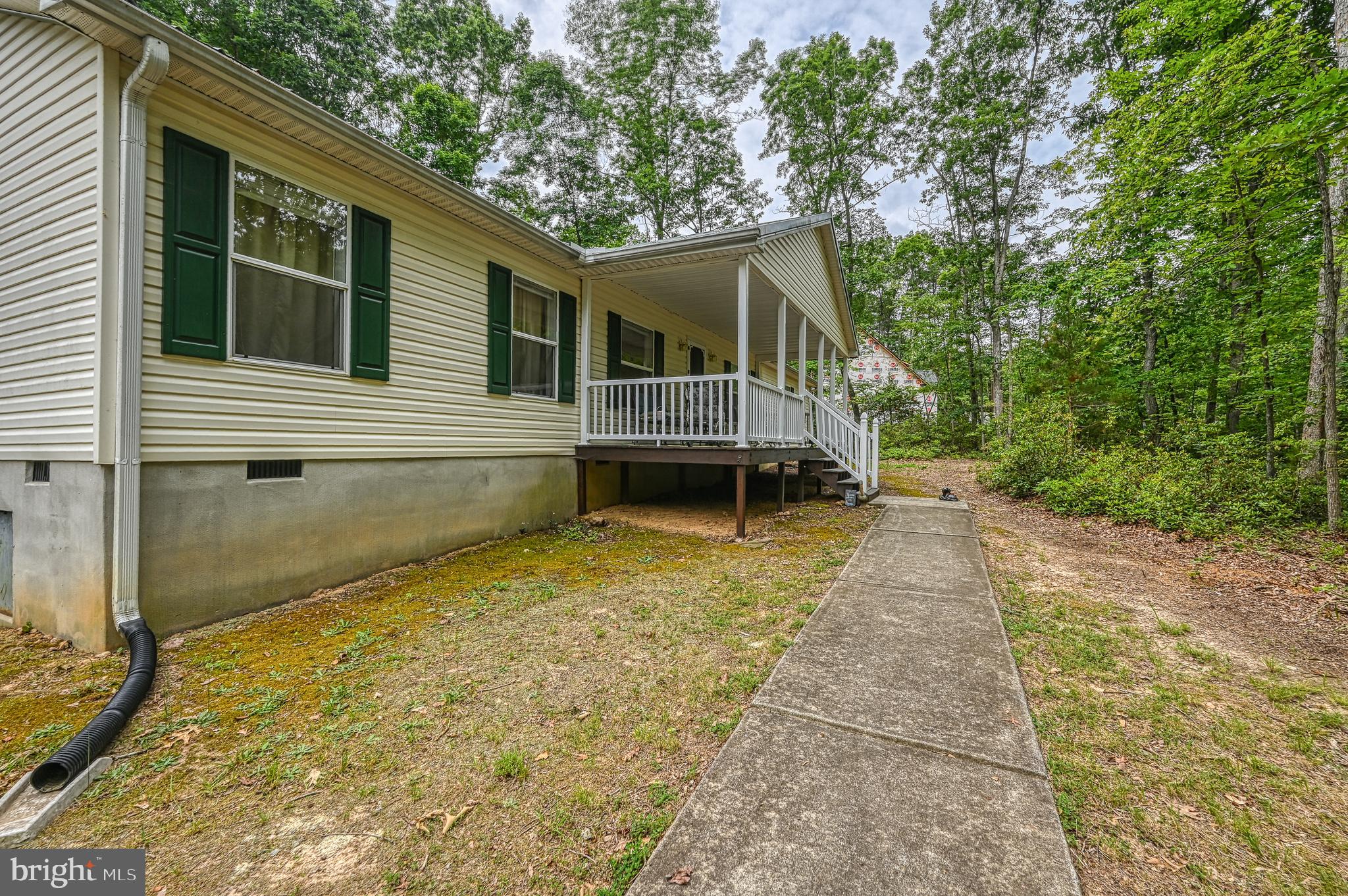 TALL PINES - Residential