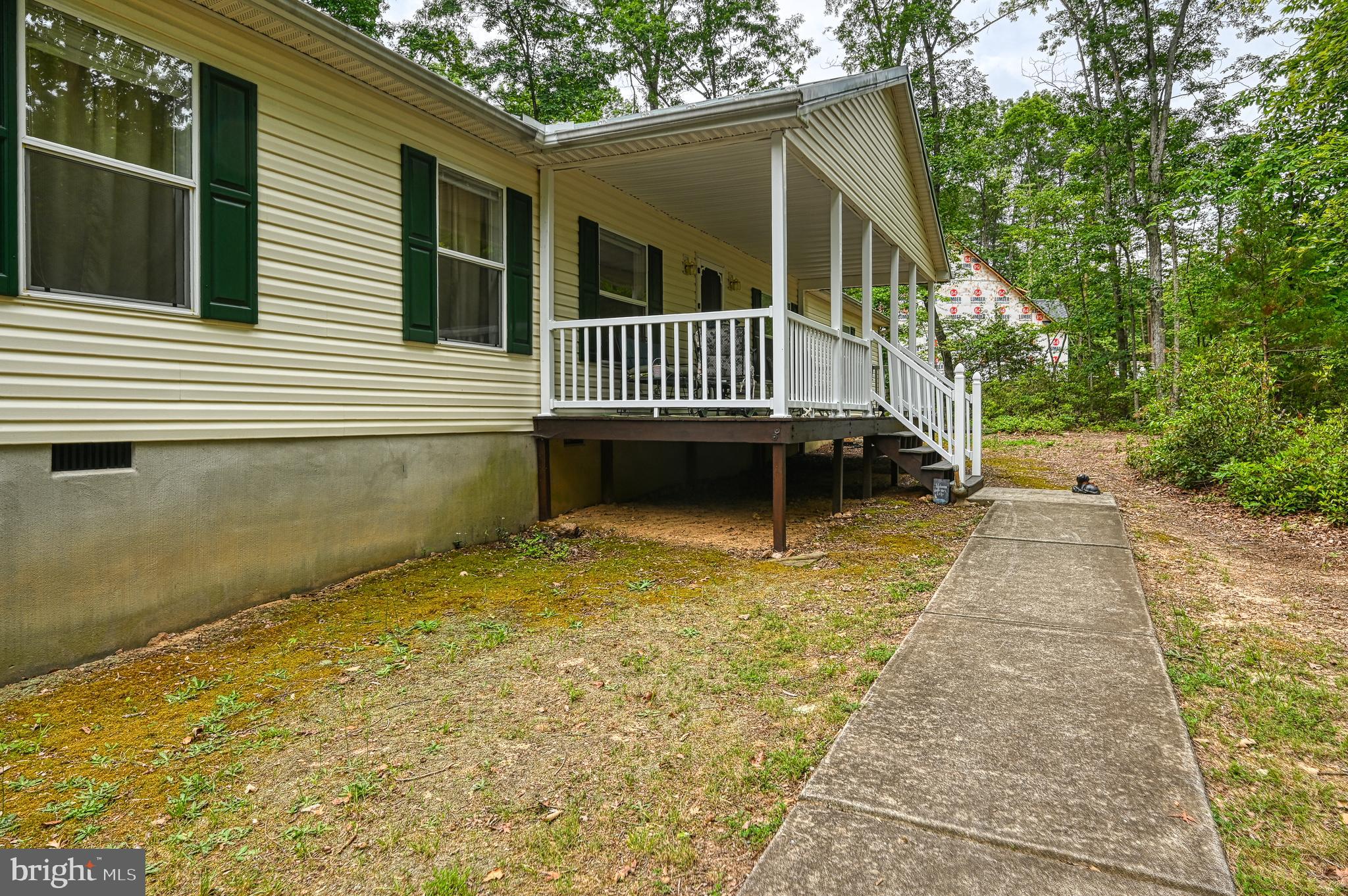 TALL PINES - Residential