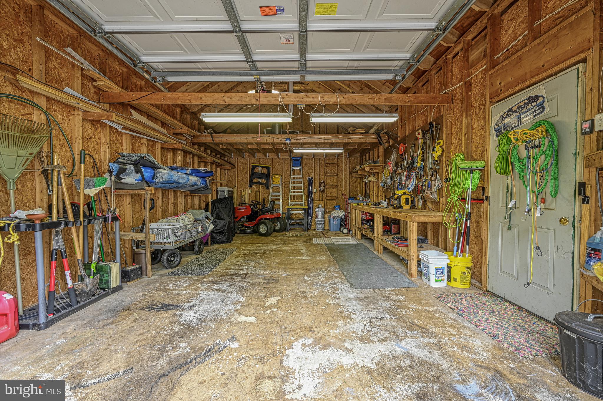 TALL PINES - Residential