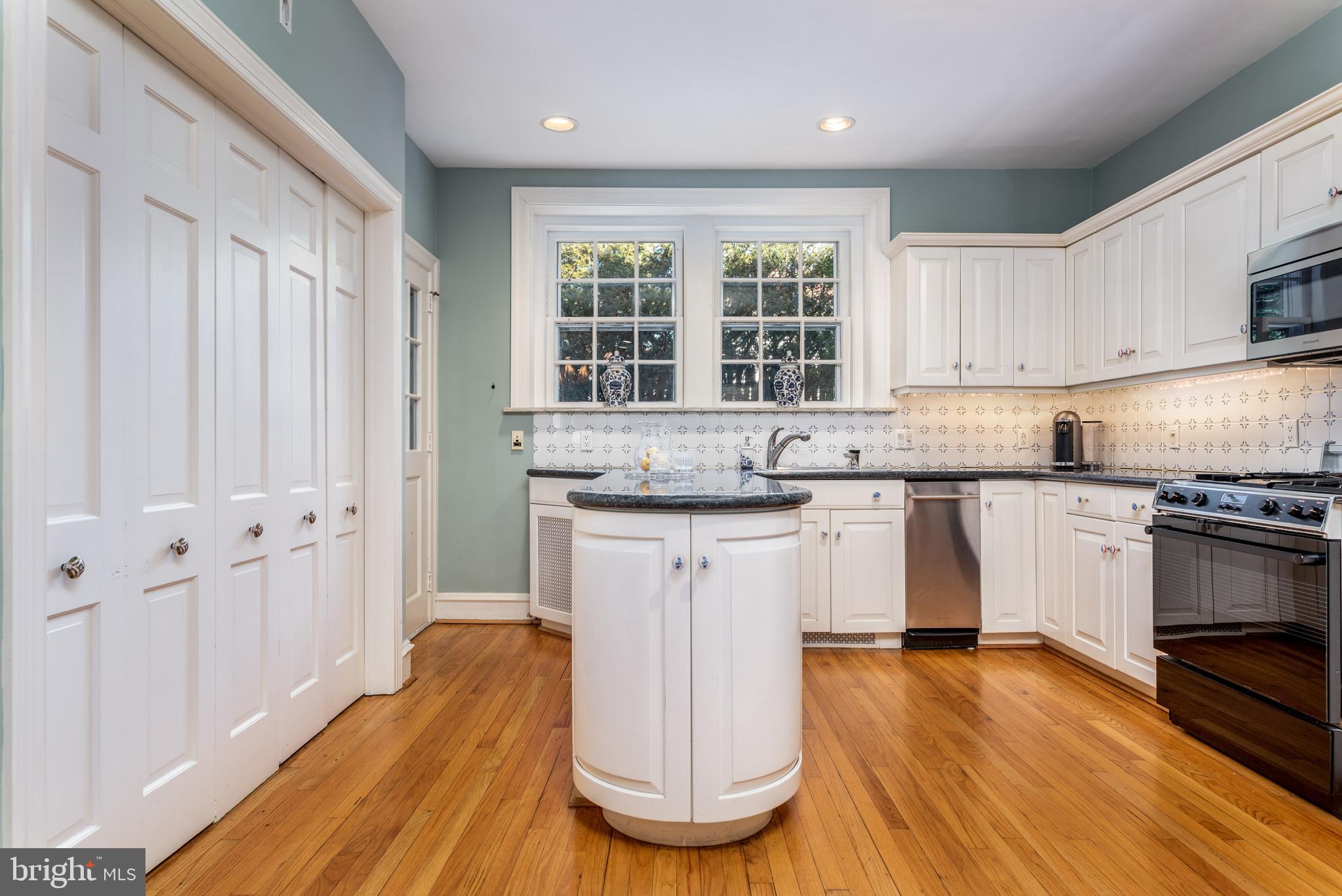 ROSEMONT - Residential