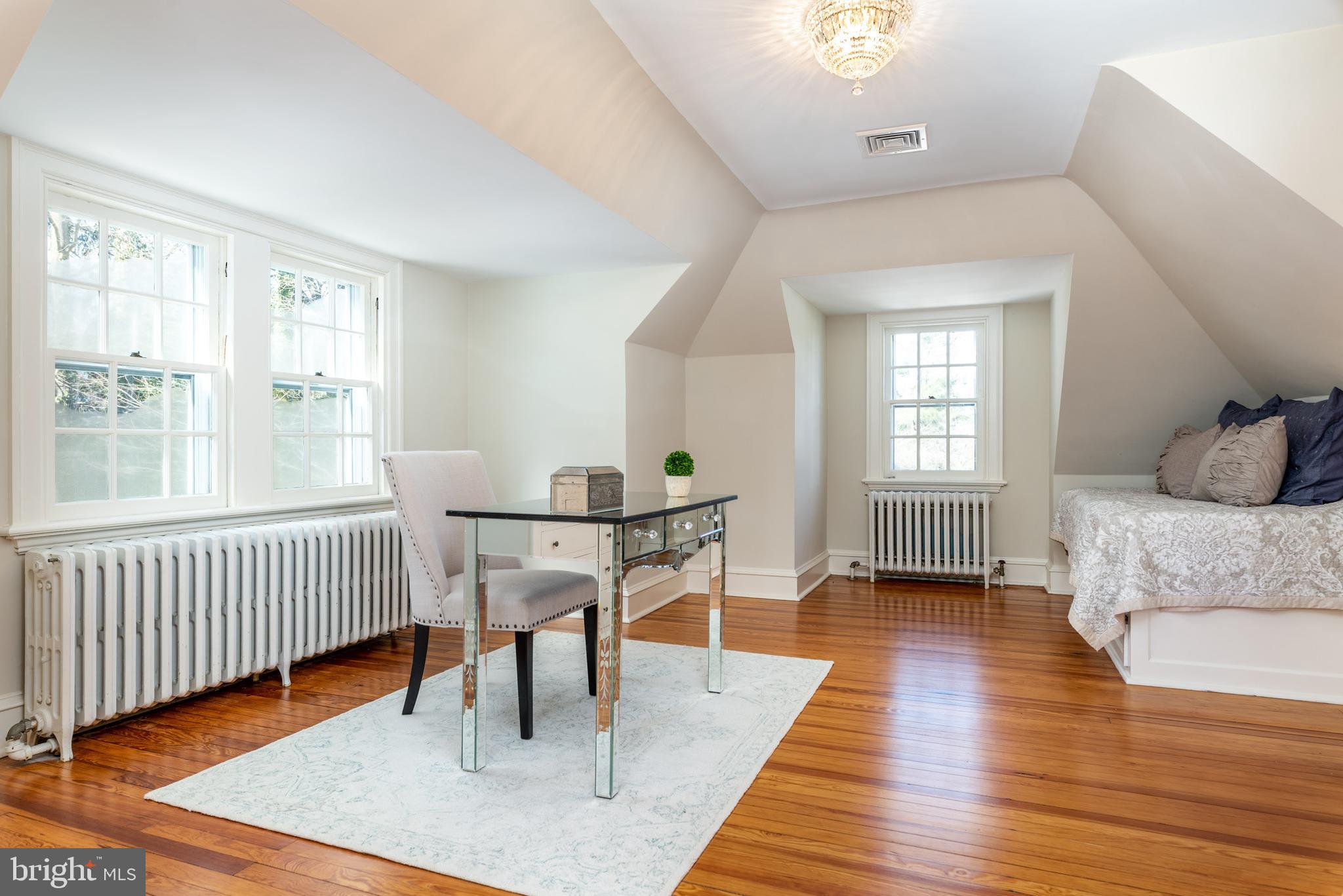 ROSEMONT - Residential