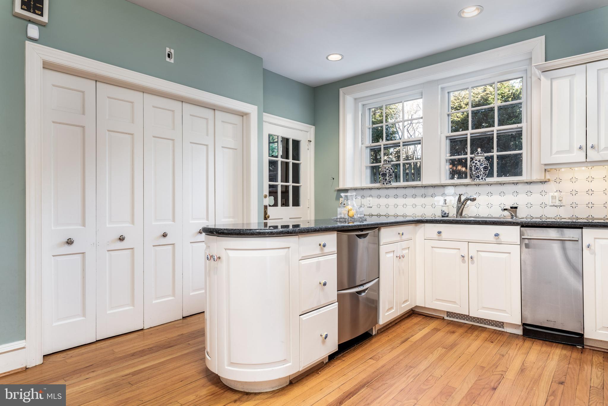 ROSEMONT - Residential