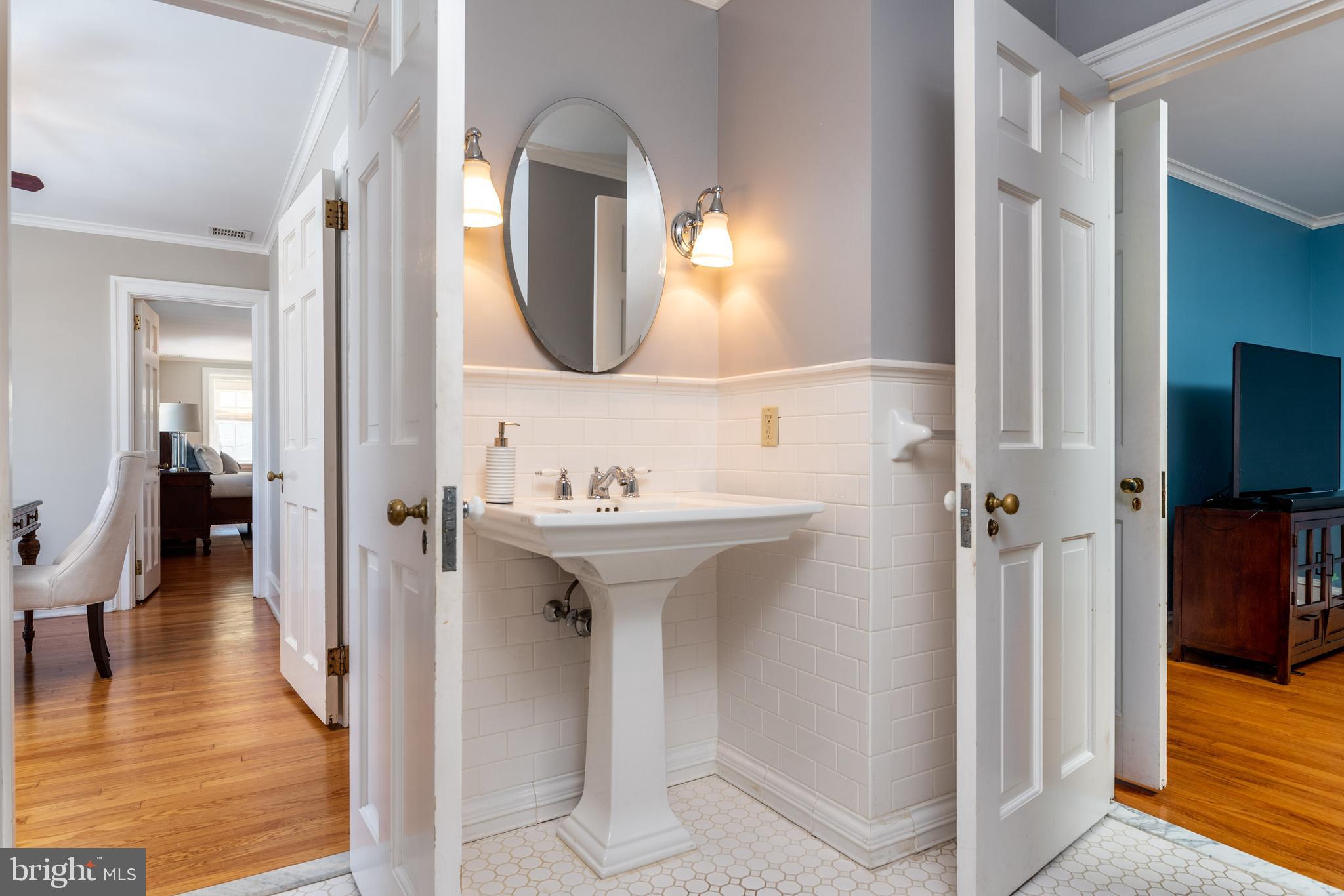 ROSEMONT - Residential