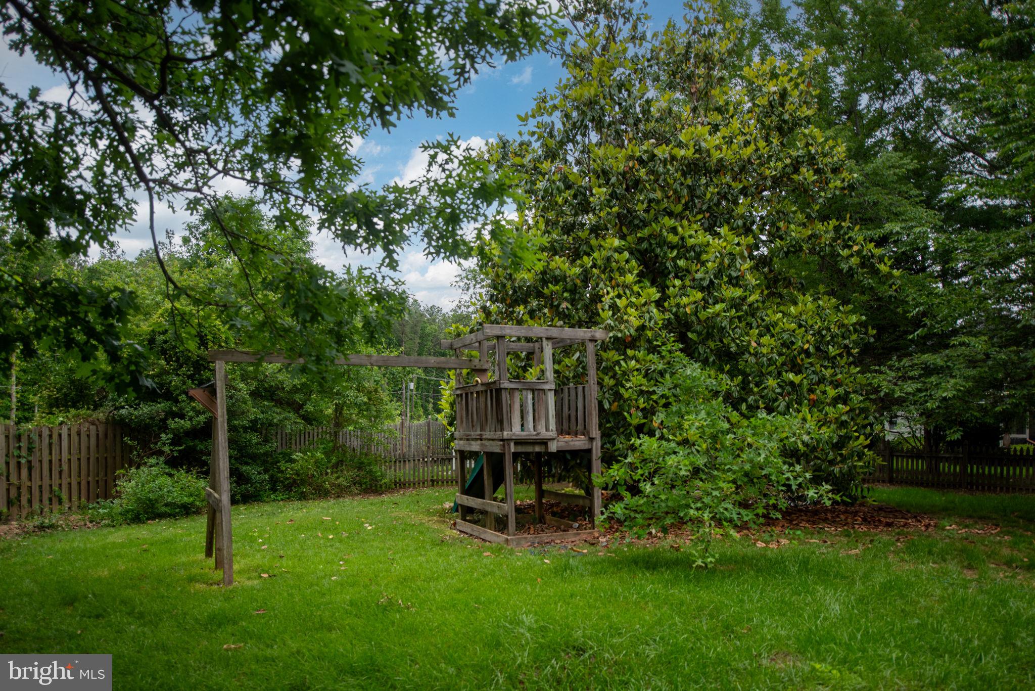 FOX POINT - Residential