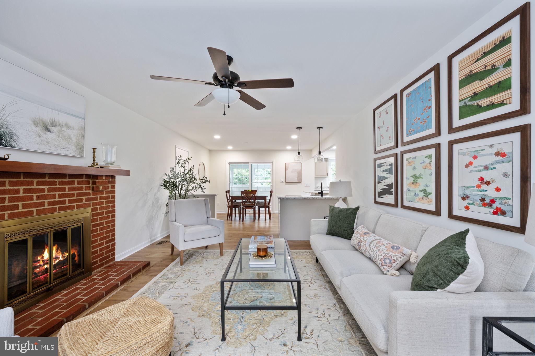 FOX POINT - Residential