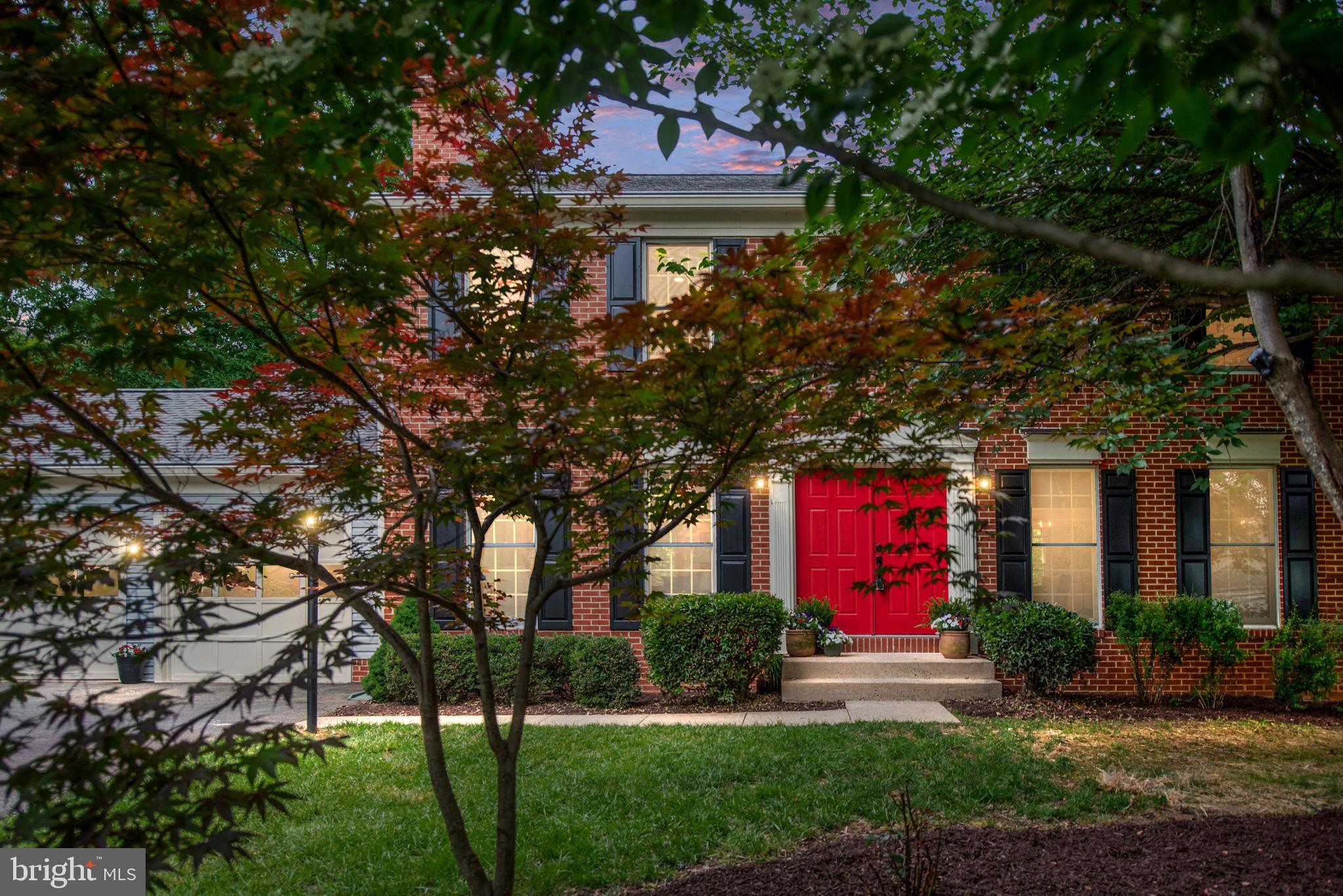 FOX POINT - Residential