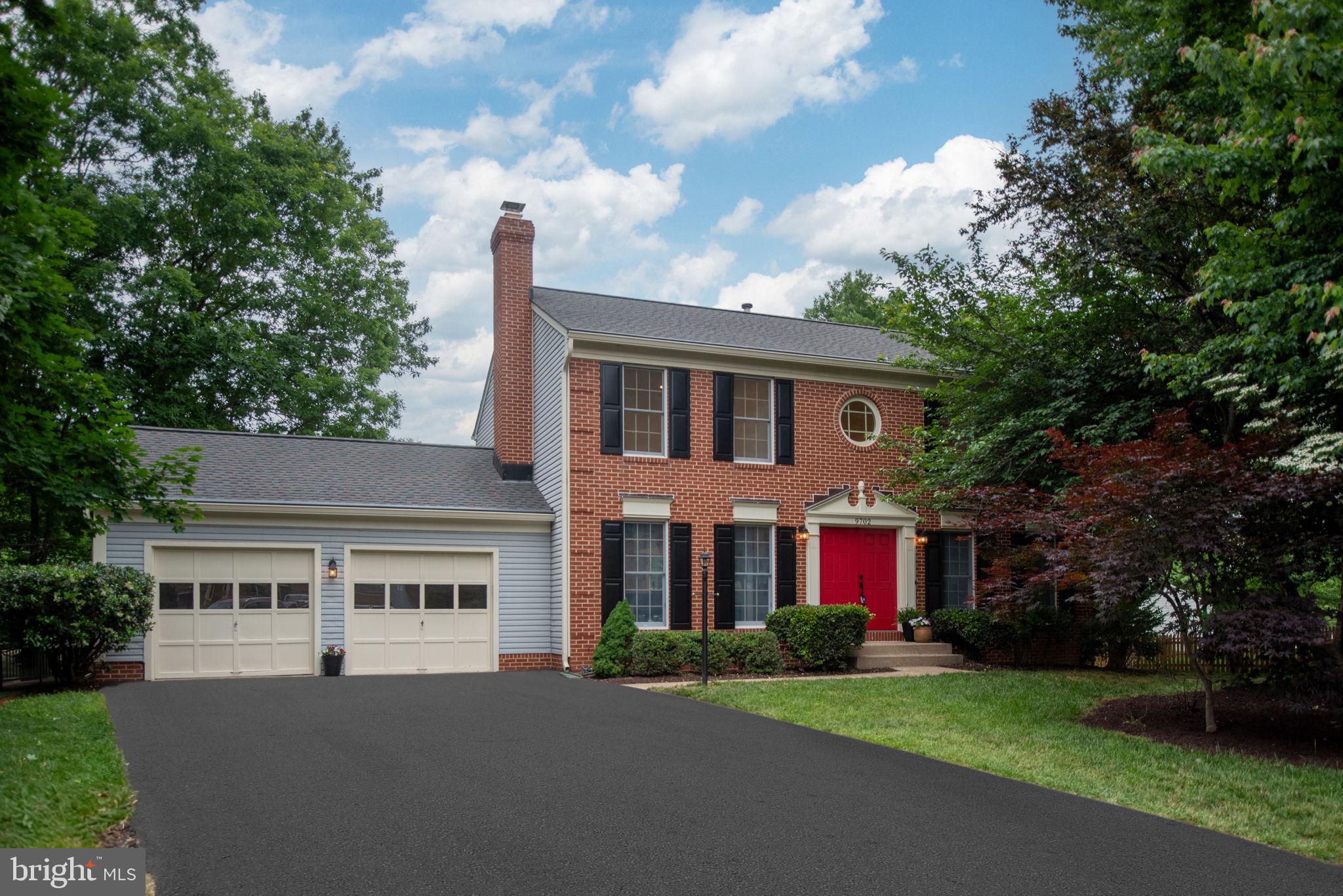 FOX POINT - Residential