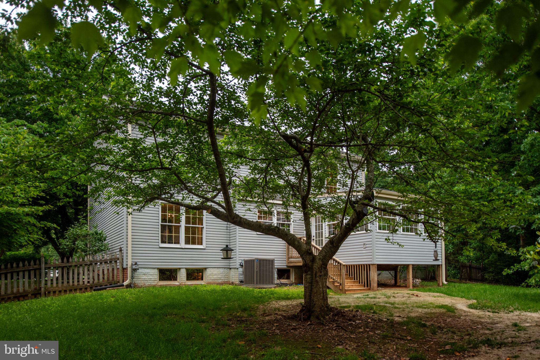 FOX POINT - Residential