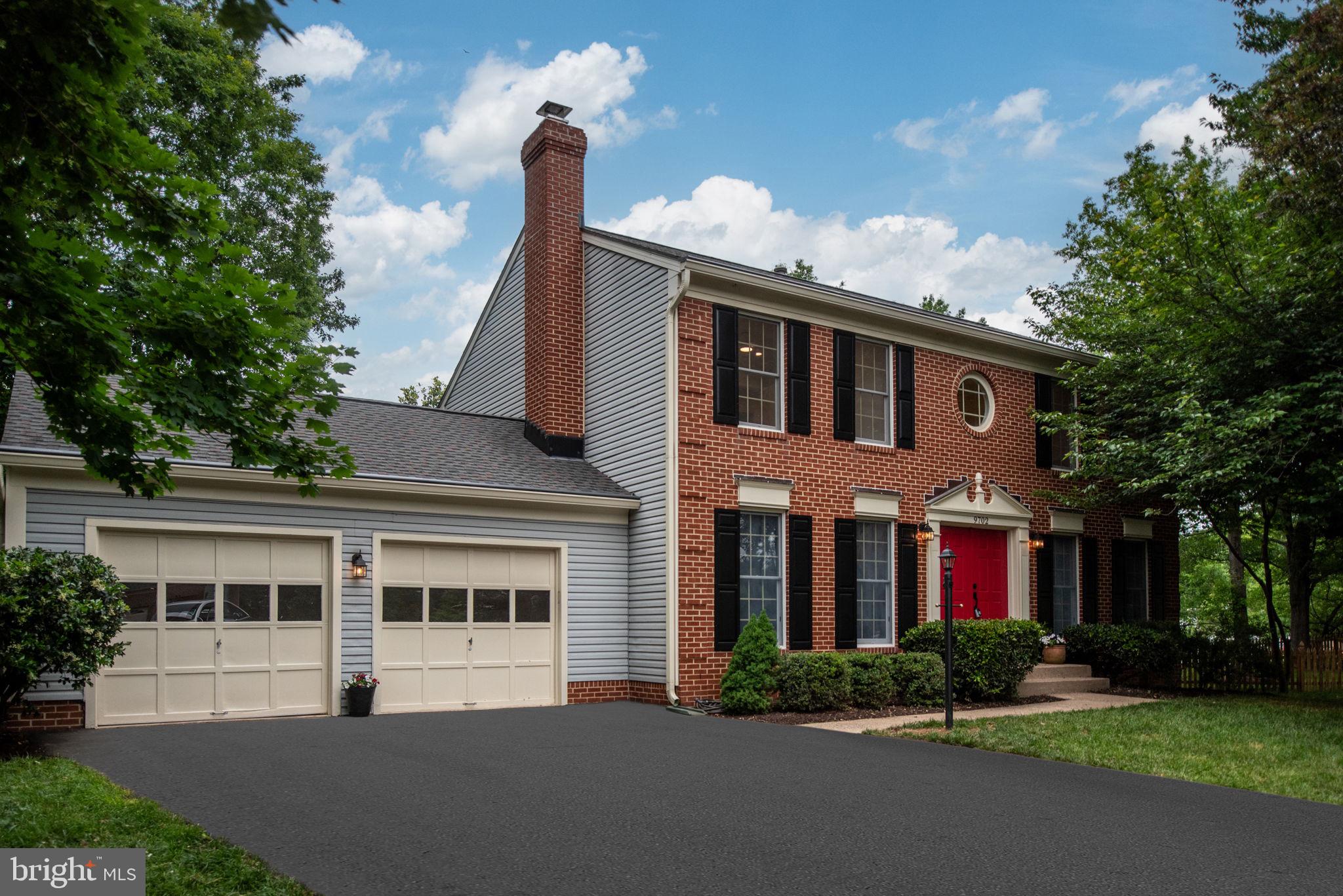 FOX POINT - Residential