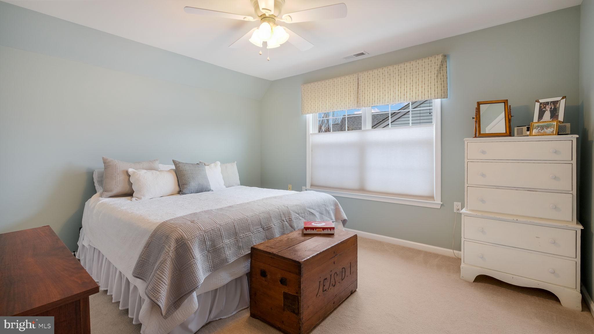 LEGACY OAKS - Residential