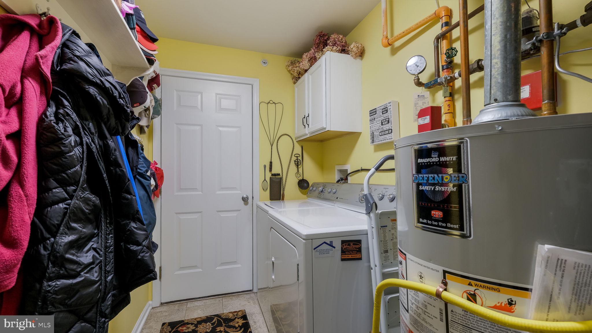 LEGACY OAKS - Residential