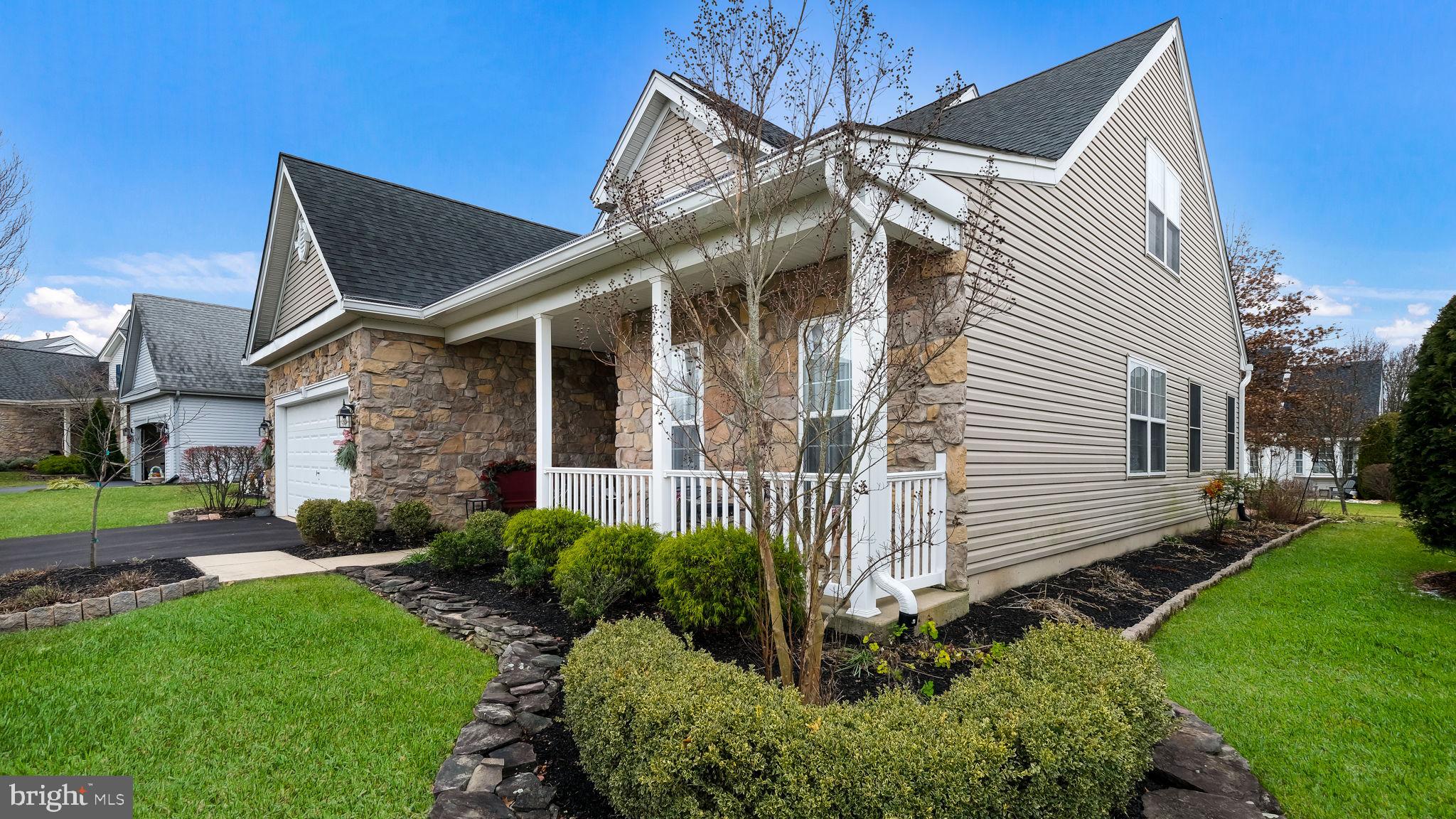 LEGACY OAKS - Residential