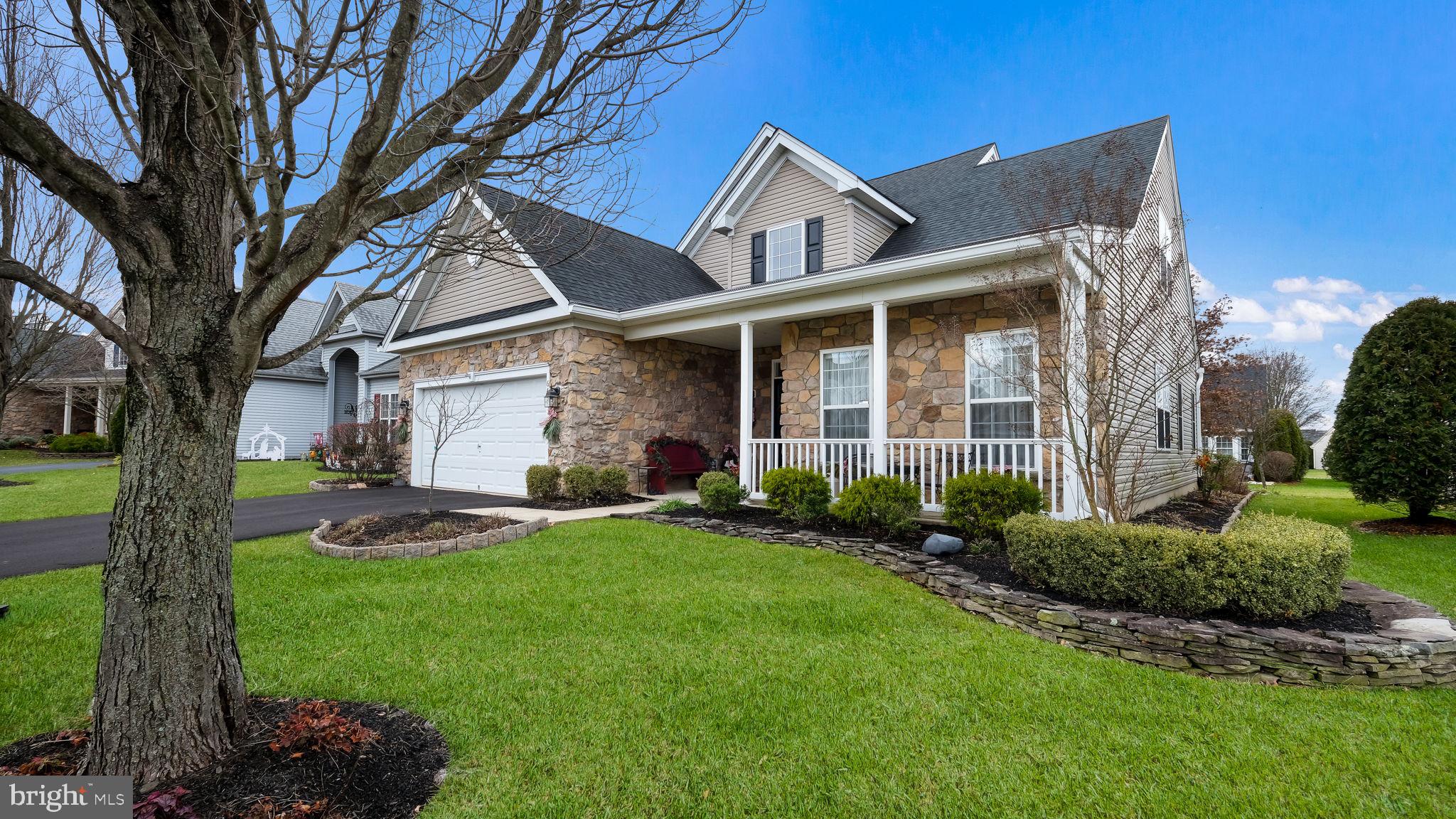 LEGACY OAKS - Residential