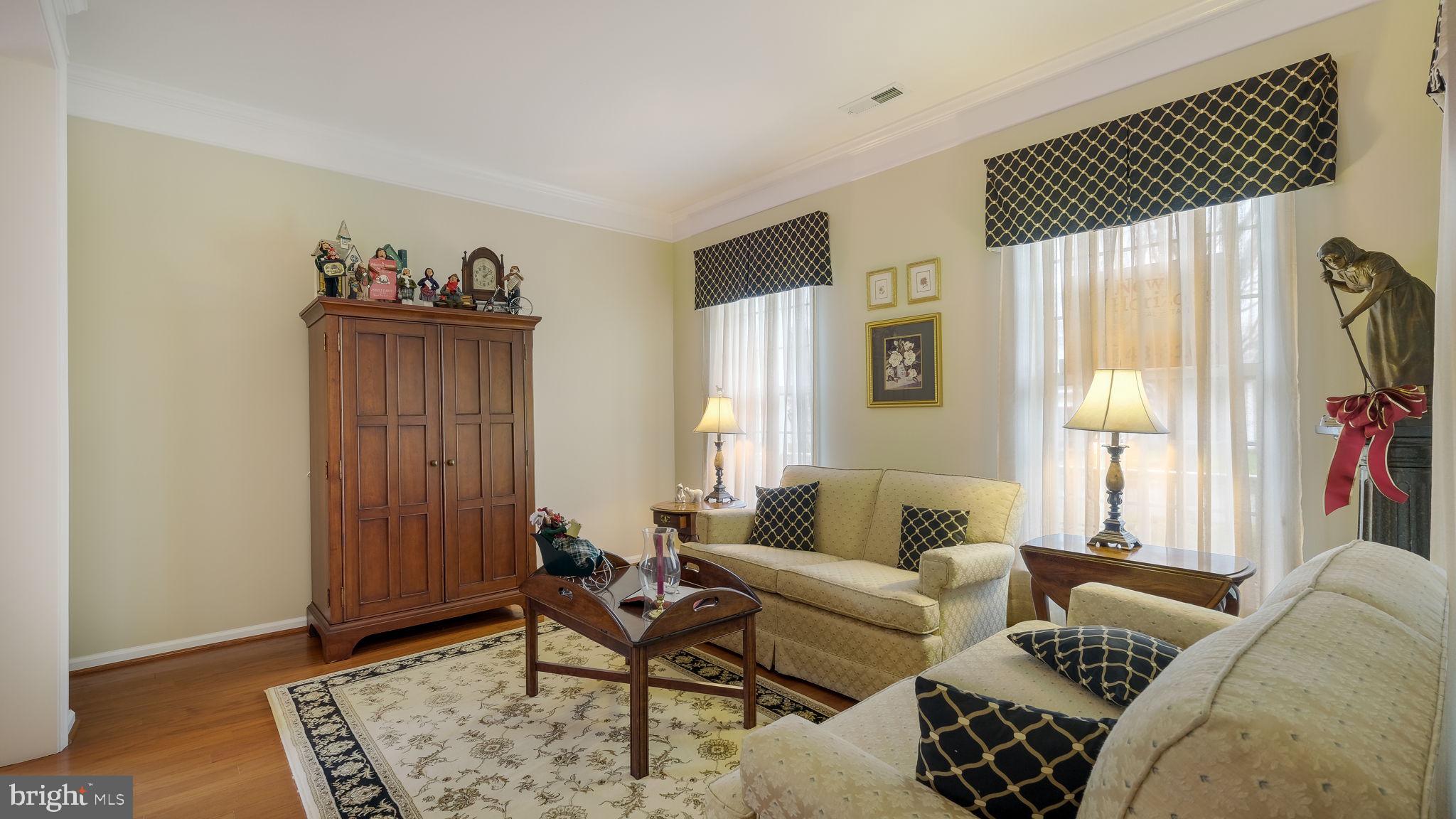 LEGACY OAKS - Residential