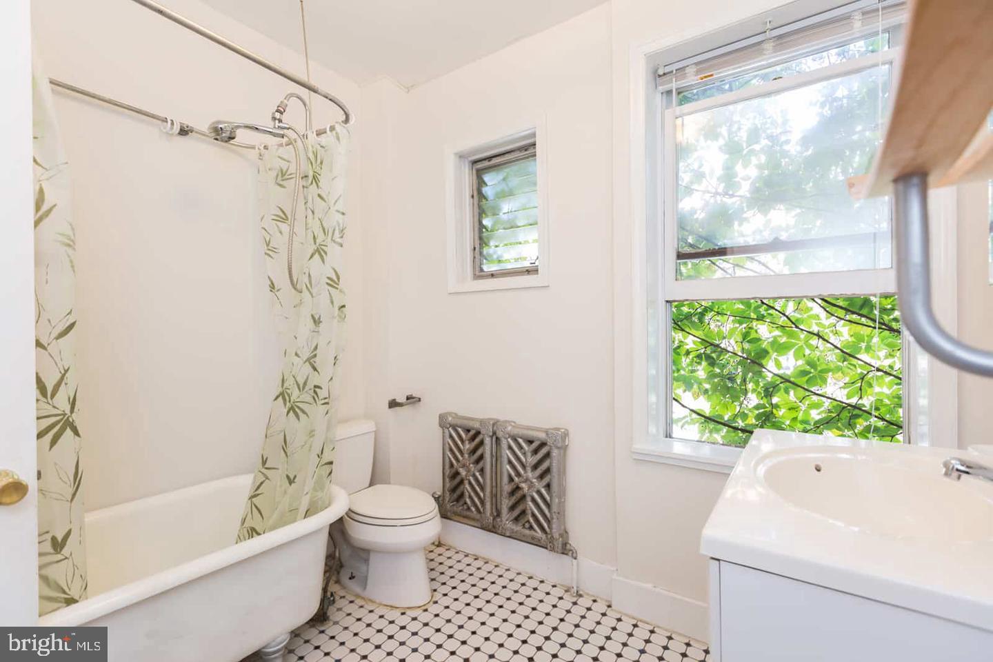 POWELTON VILLAGE - Residential