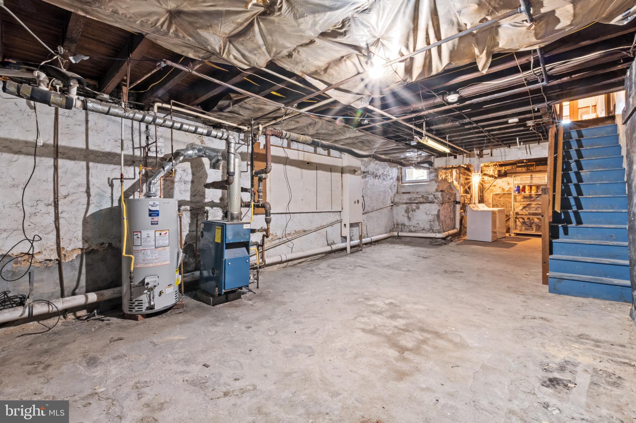 NORRISTOWN - Residential