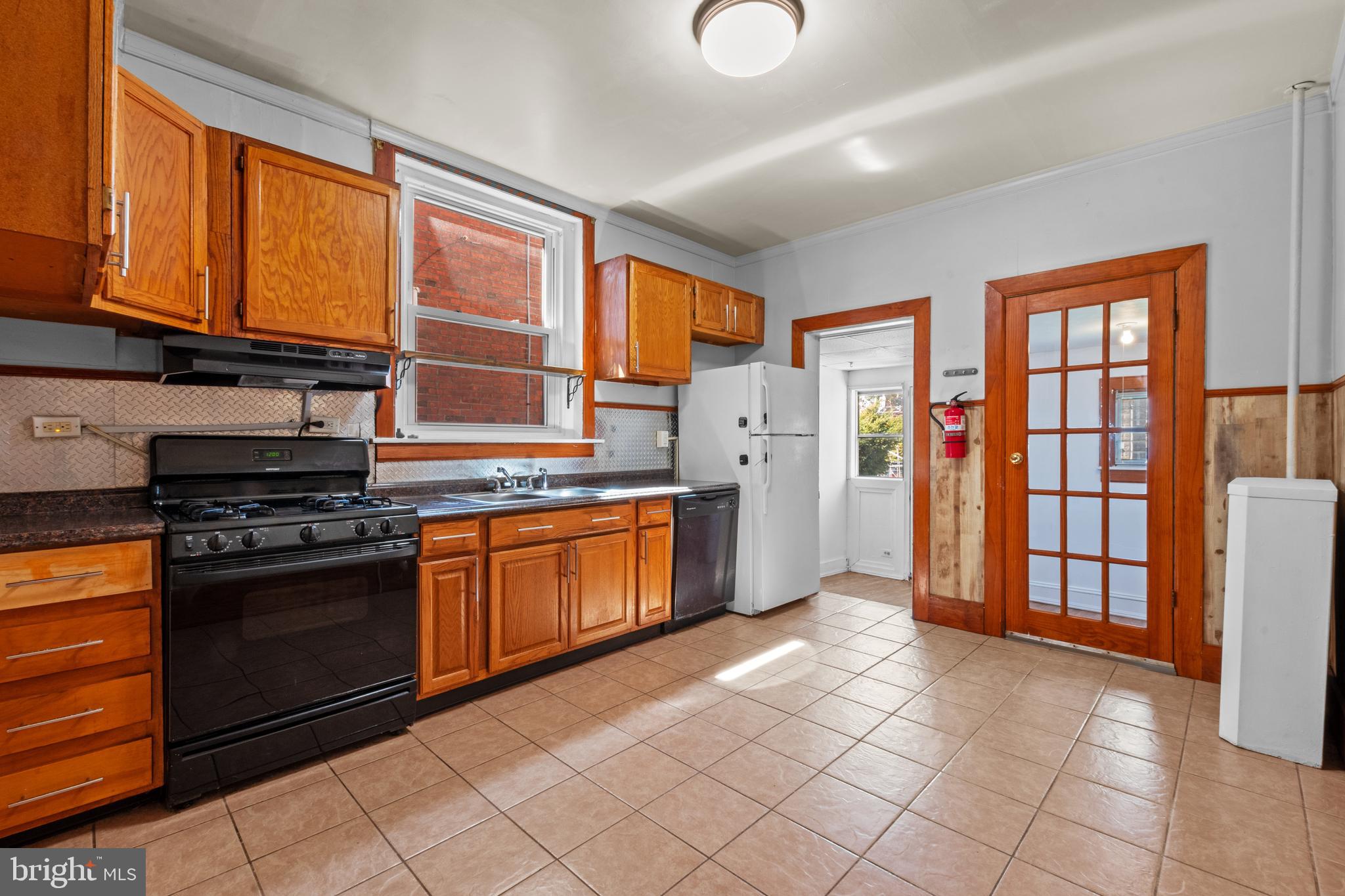 NORRISTOWN - Residential