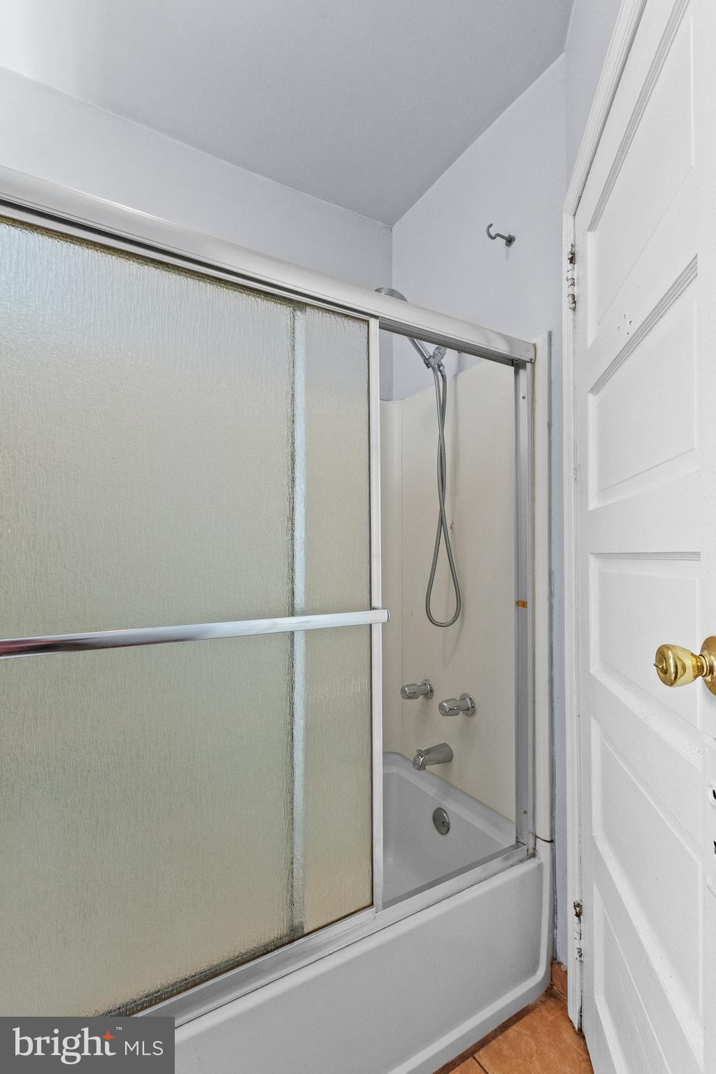 NORRISTOWN - Residential