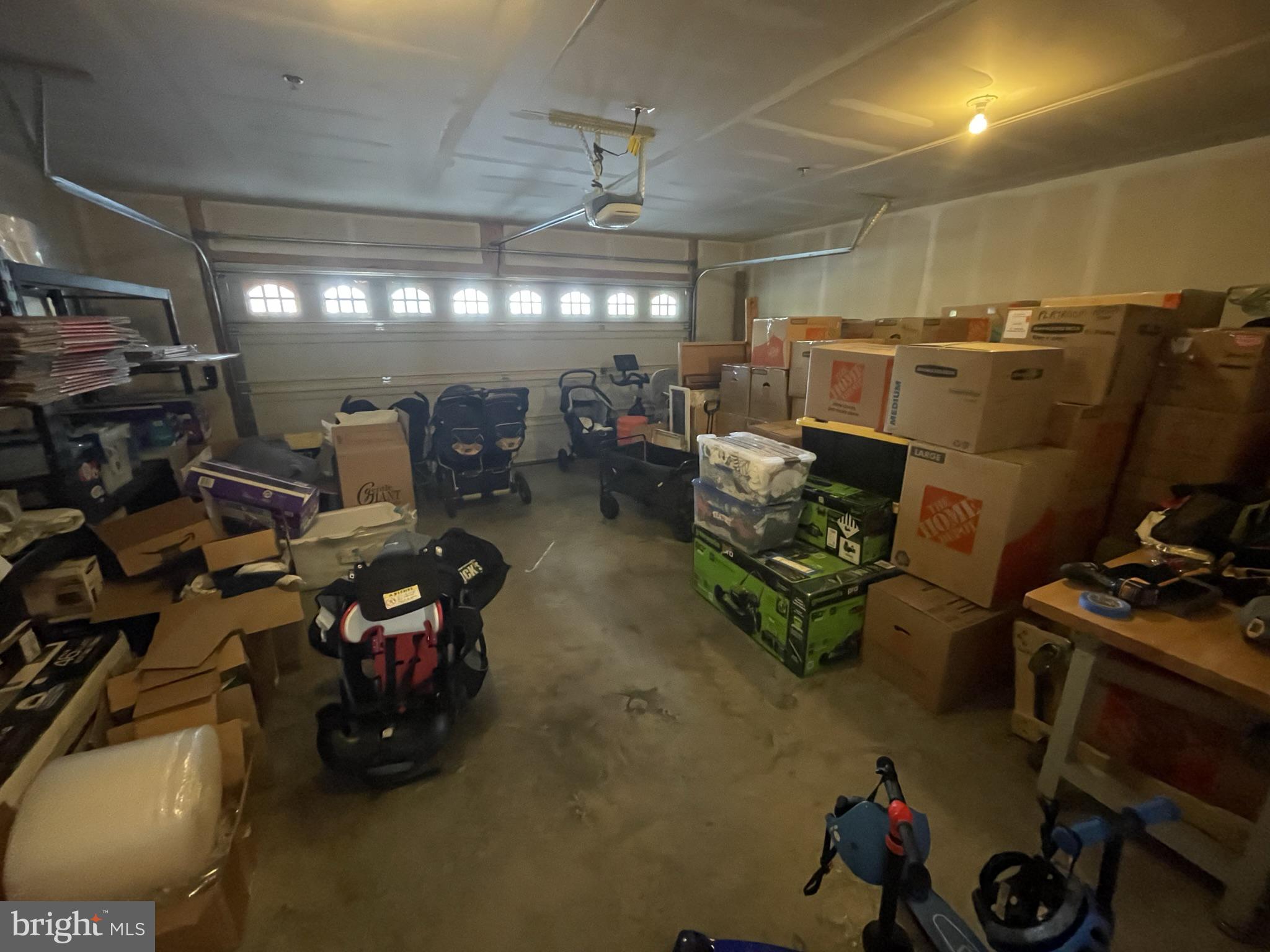 OXFORD SQUARE - Residential Lease