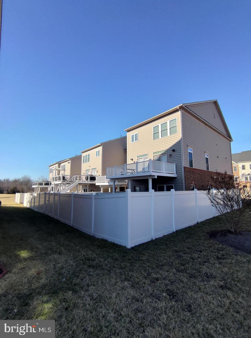 STONEGATE - Residential Lease