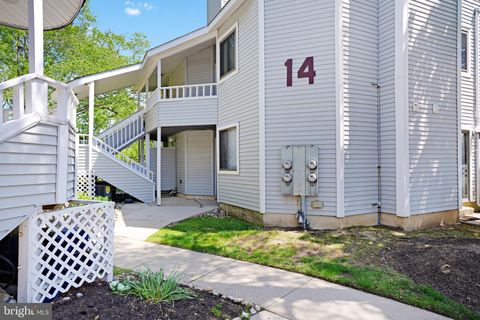 Condo For Sale - 1405 Berwyck Court<br/> SICKLERVILLE, NJ 08081