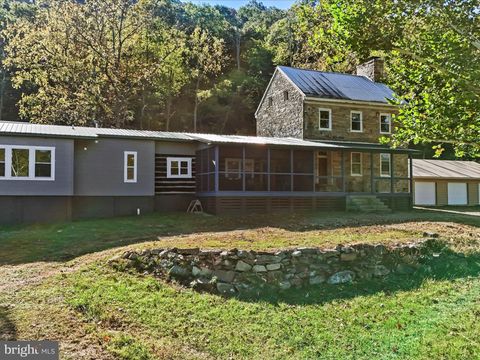 4478 FOXES HOLLOW ROAD ROMNEY WV 26757