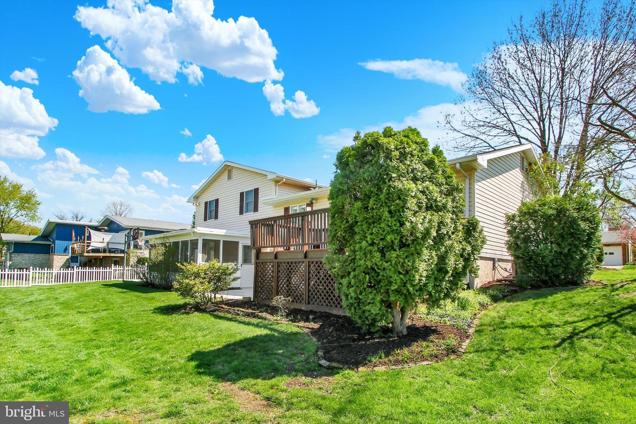 COLT PARK - Residential