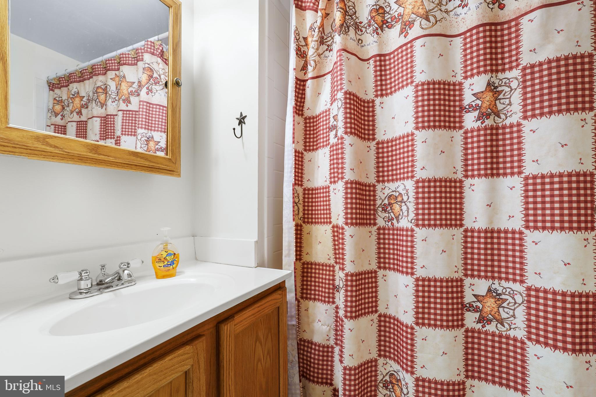 GRACE HARBOUR - Residential