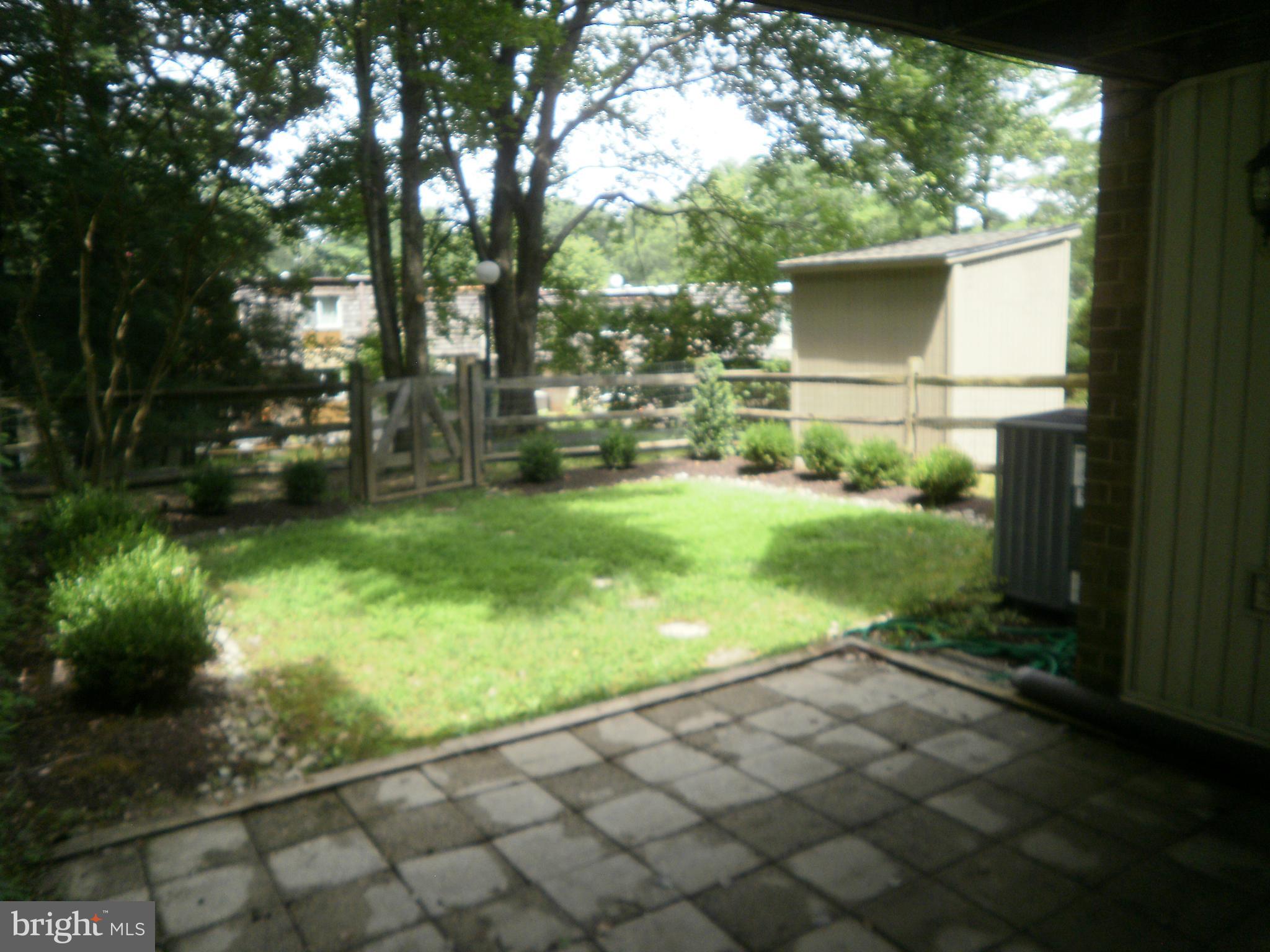 STEDWICK TOWNHOUSES - Residential Lease