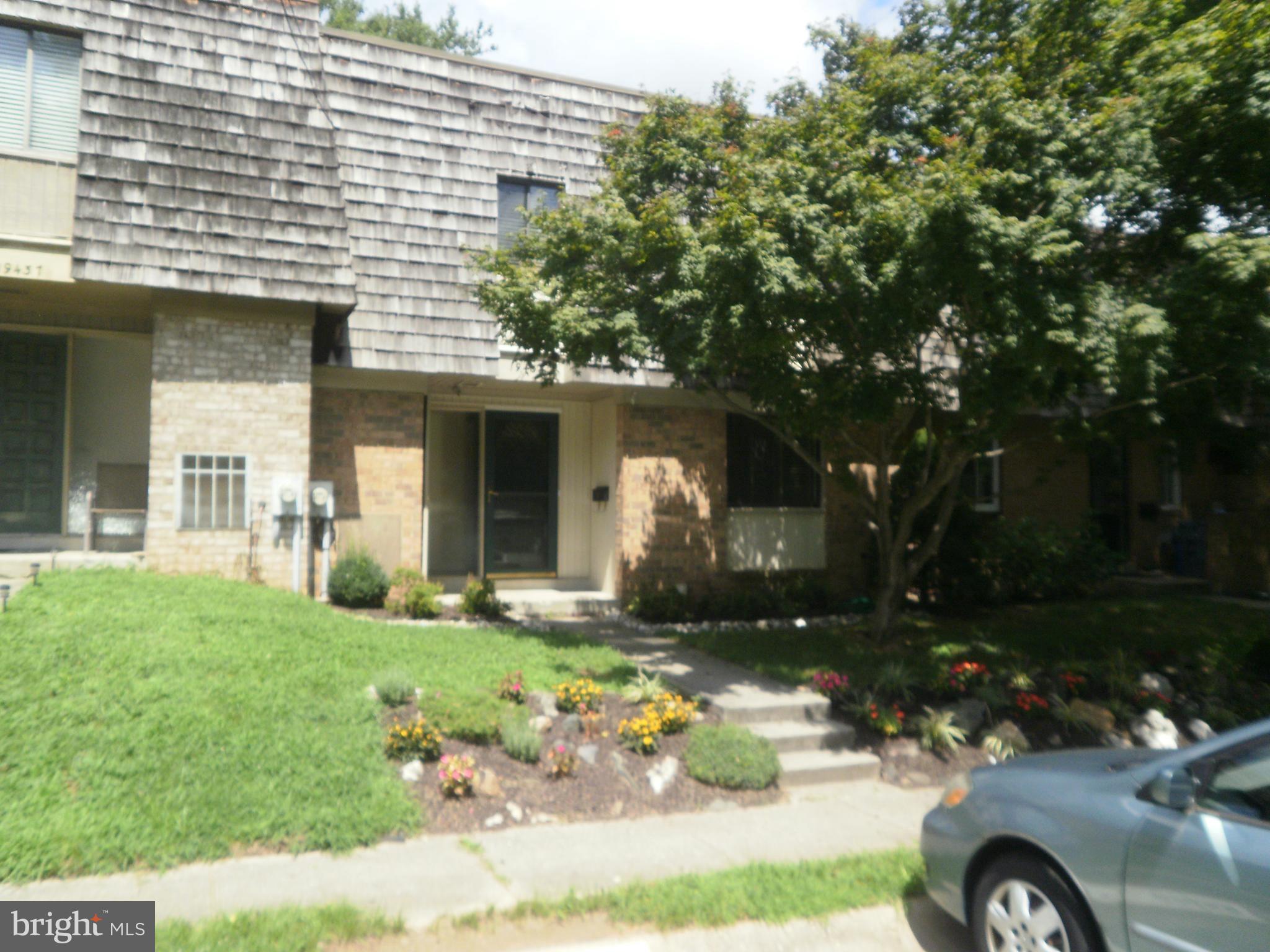 STEDWICK TOWNHOUSES - Residential Lease