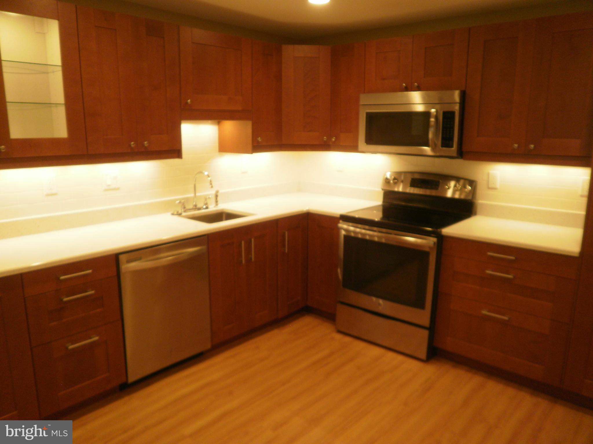 STEDWICK TOWNHOUSES - Residential Lease