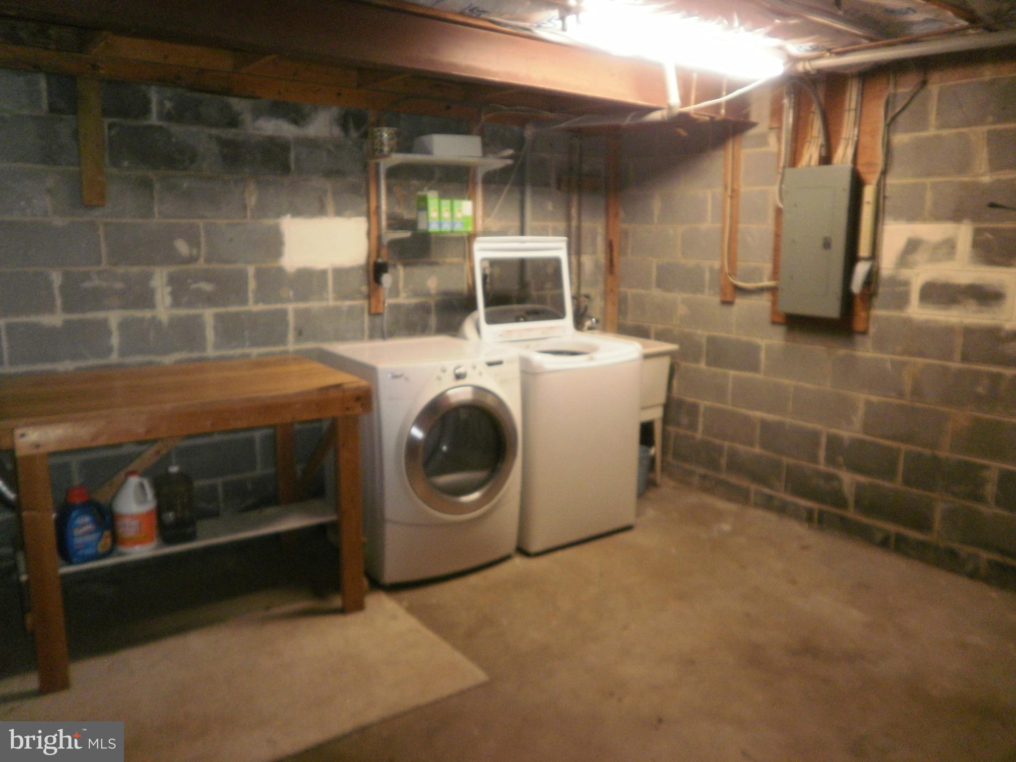 STEDWICK TOWNHOUSES - Residential Lease