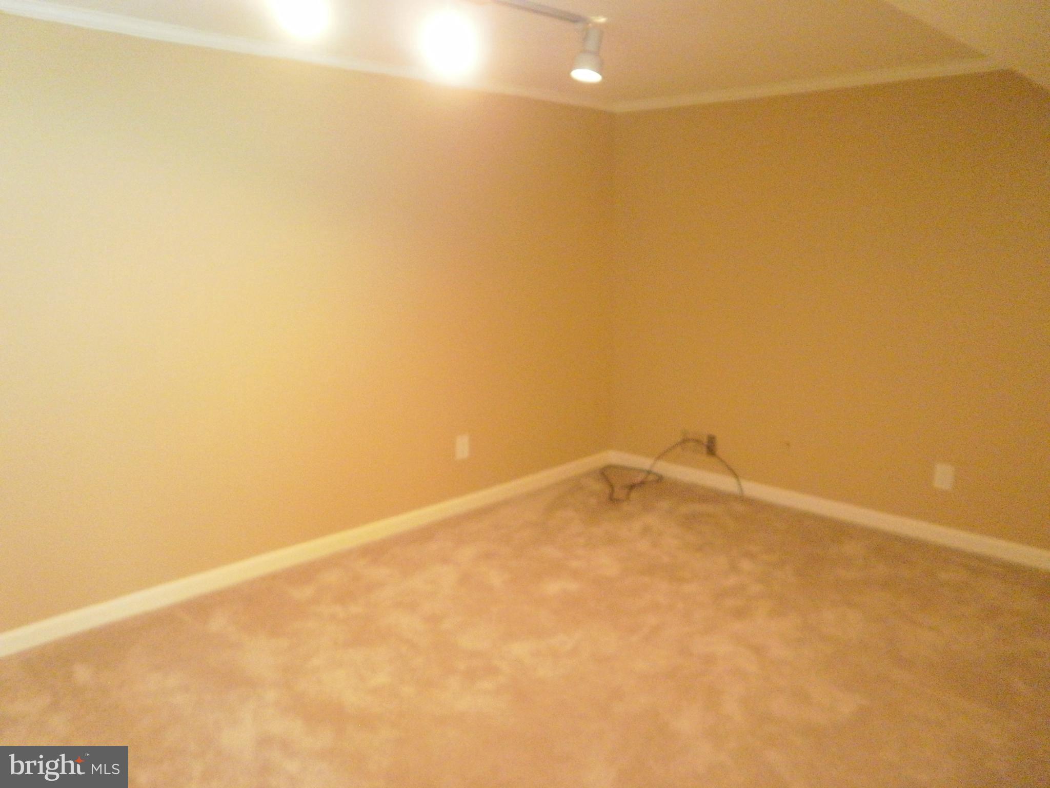 STEDWICK TOWNHOUSES - Residential Lease