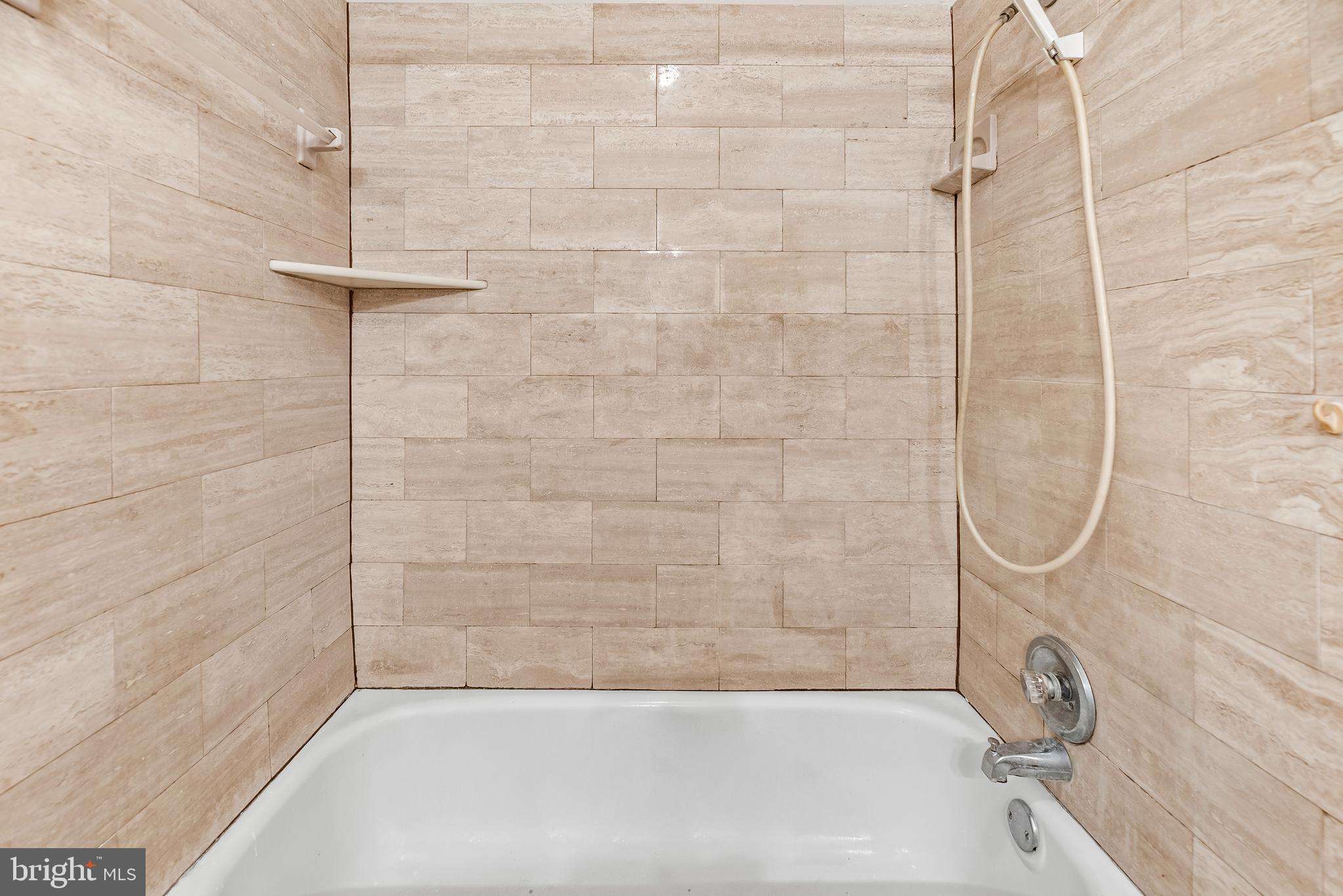 NORTH CHESAPEAKE BEACH - Residential