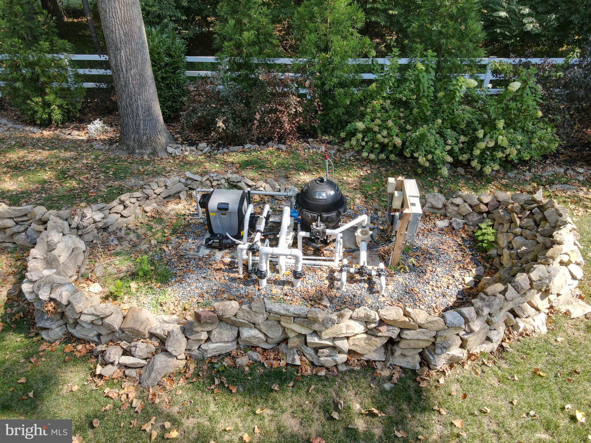 WHITEHORSE MEADOWS - Residential