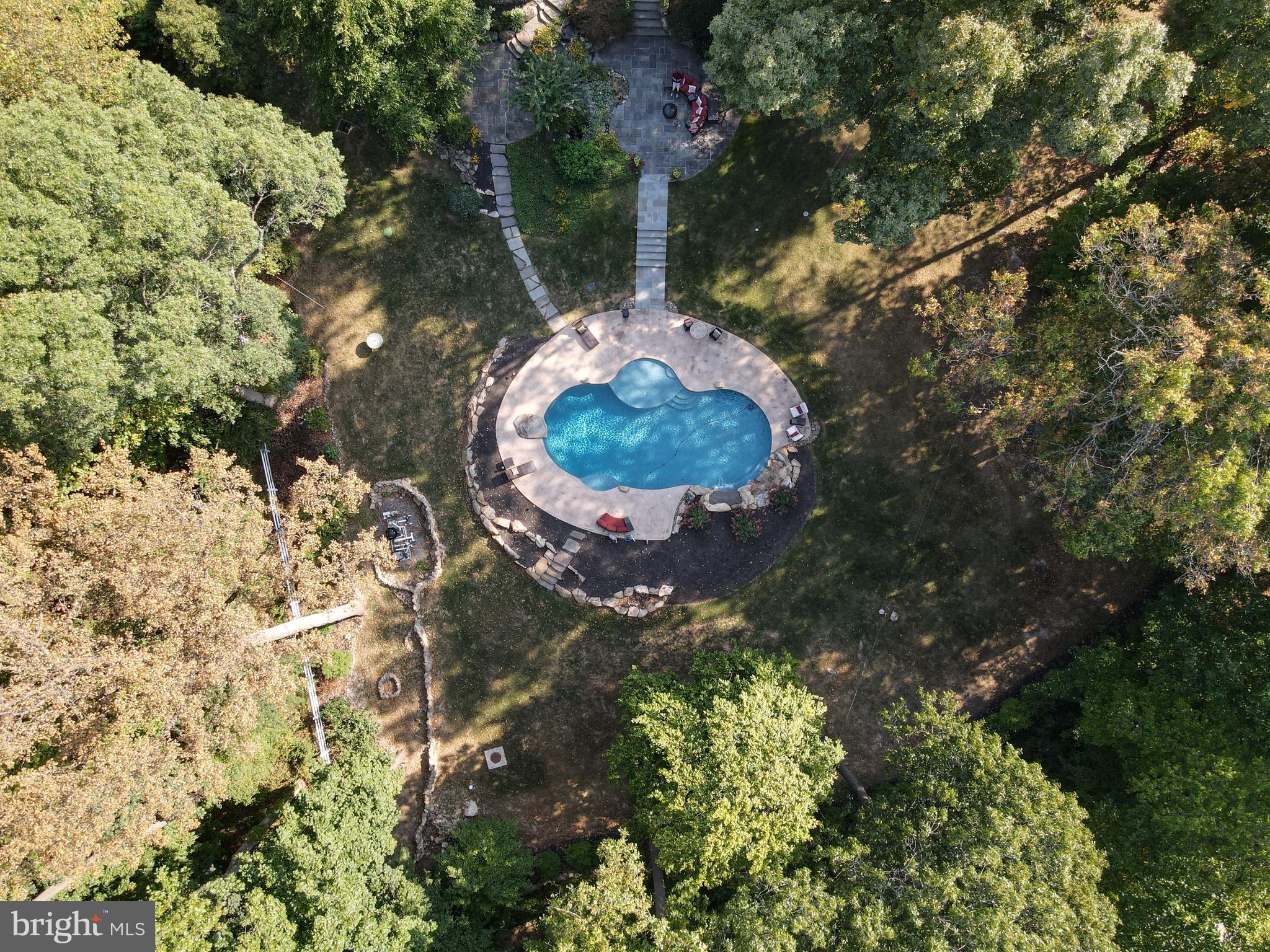 WHITEHORSE MEADOWS - Residential