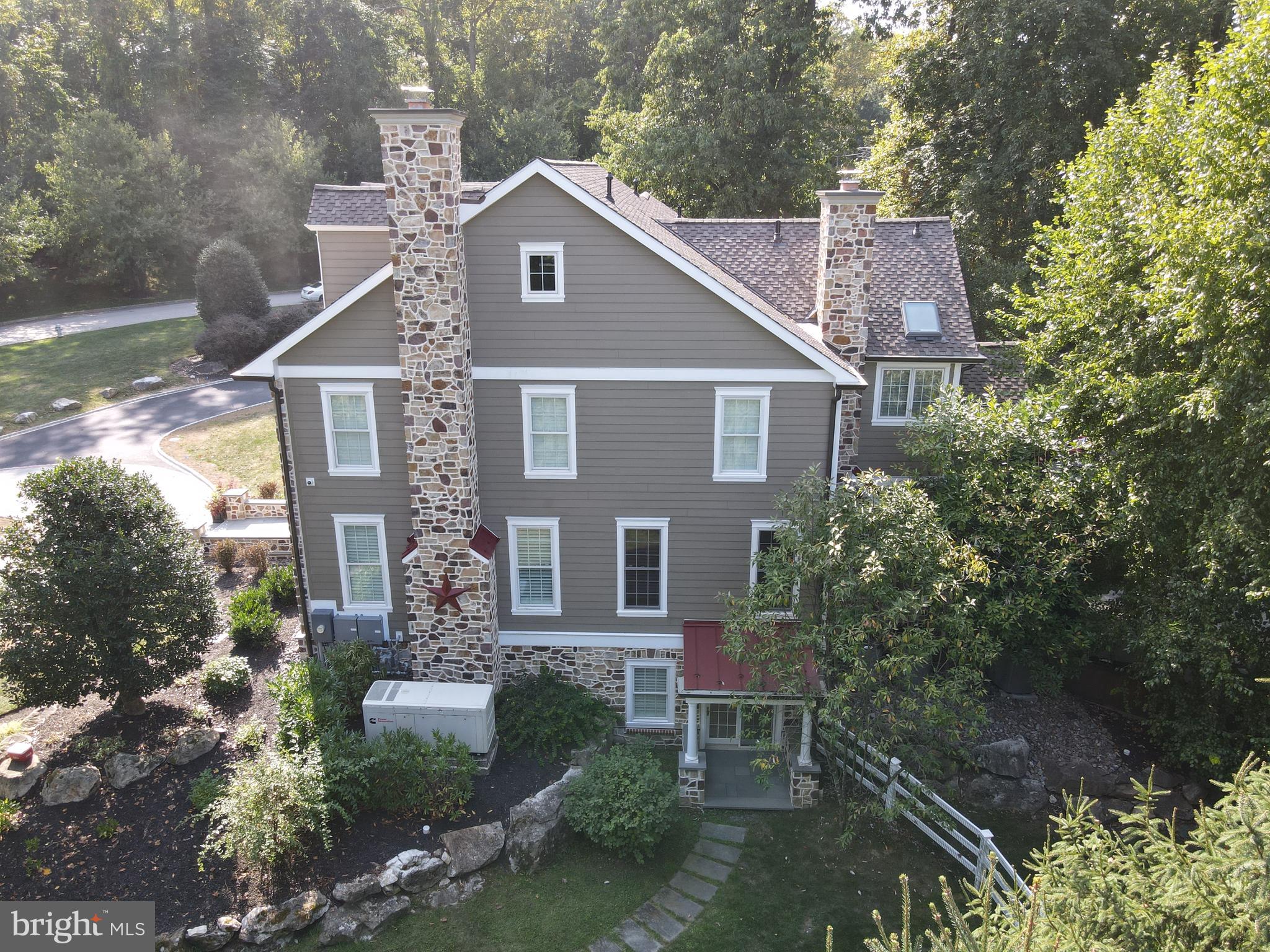 WHITEHORSE MEADOWS - Residential