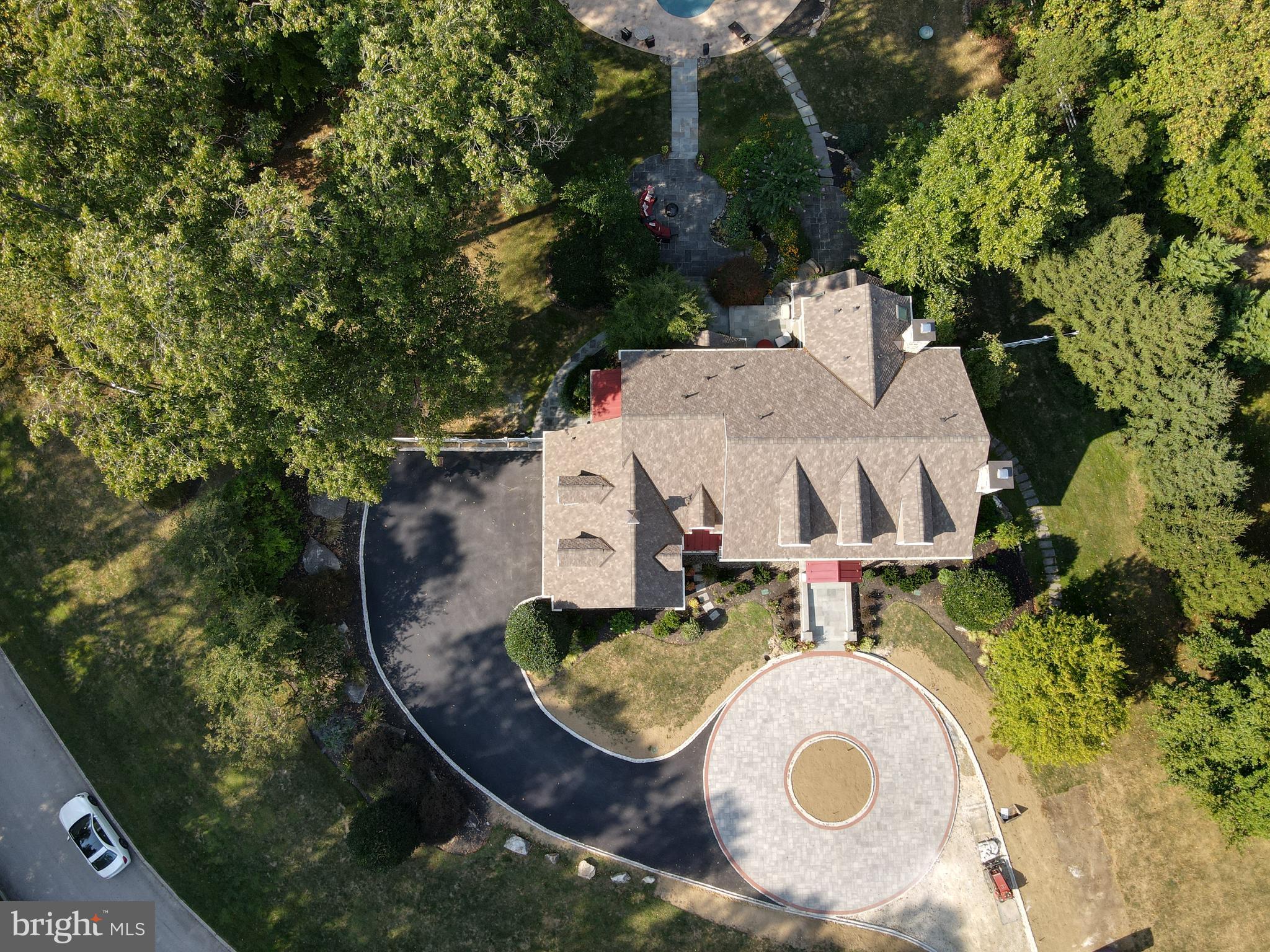 WHITEHORSE MEADOWS - Residential