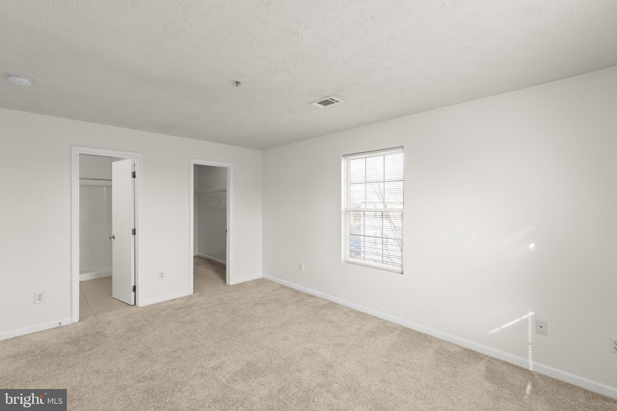 PARKVIEW CONDOMINIUMS - Residential